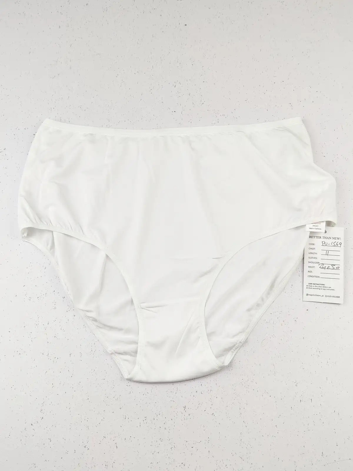 Buy online pre-used pre-loved 100% authentic & Original branded F&F (PU-1569) available in Pakistan. Top international brands avilable.