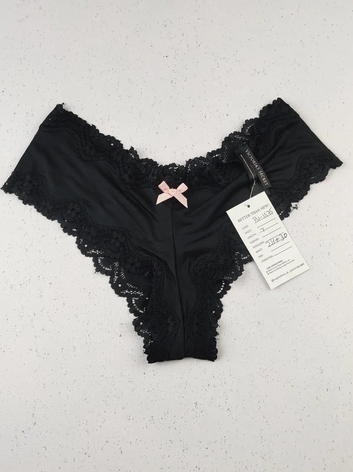 Buy online pre-used pre-loved 100% authentic & Original branded Unknown Brand (PU-1575) available in Pakistan. Top international brands avilable.