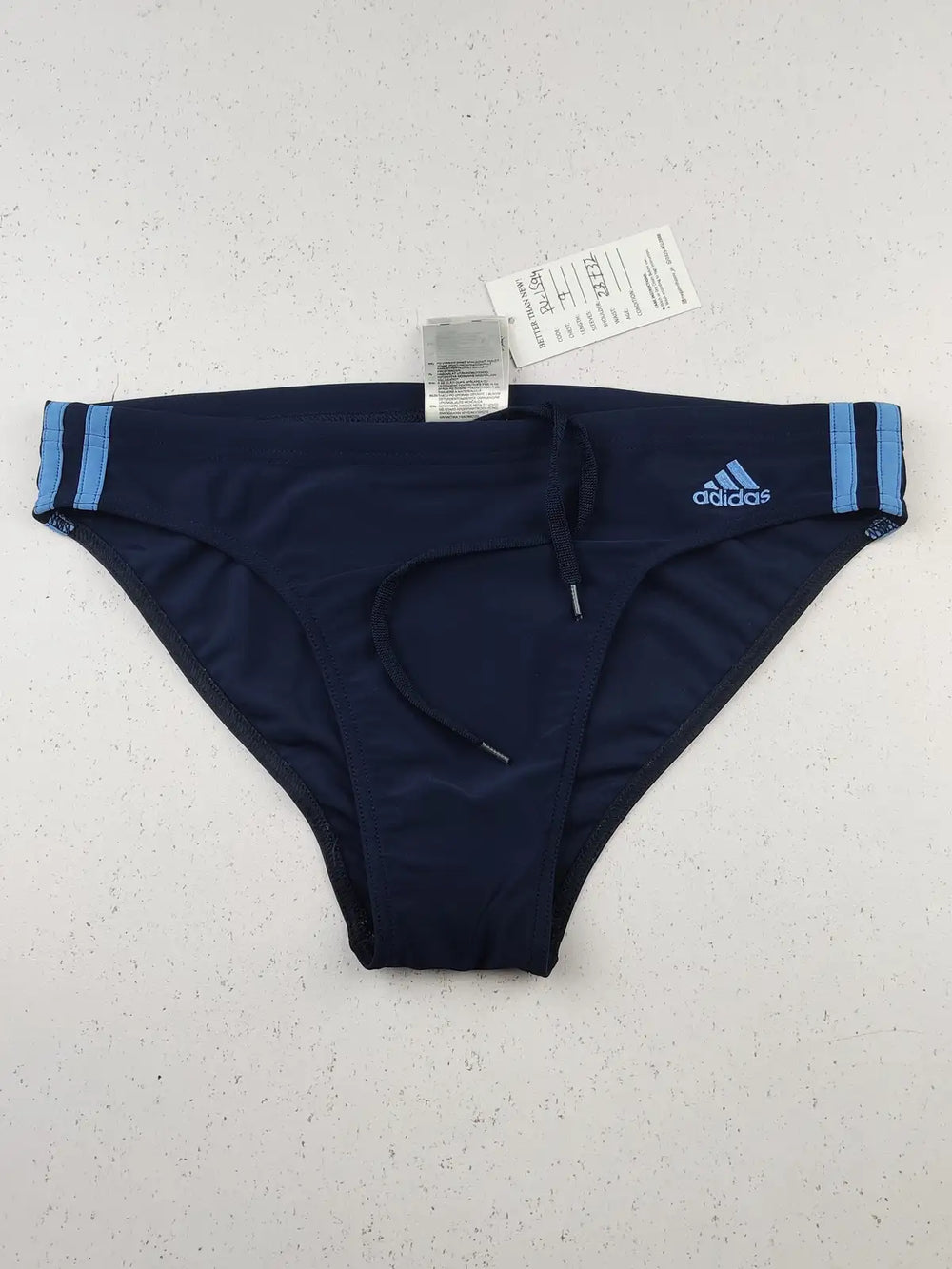 Buy online pre-used pre-loved 100% authentic & Original branded Adidas (PU-1594) available in Pakistan. Top international brands avilable.