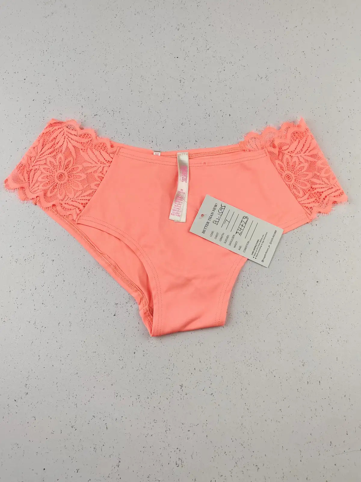 Buy online pre-used pre-loved 100% authentic & Original branded Victoria Secret (PU-1595) available in Pakistan. Top international brands avilable.