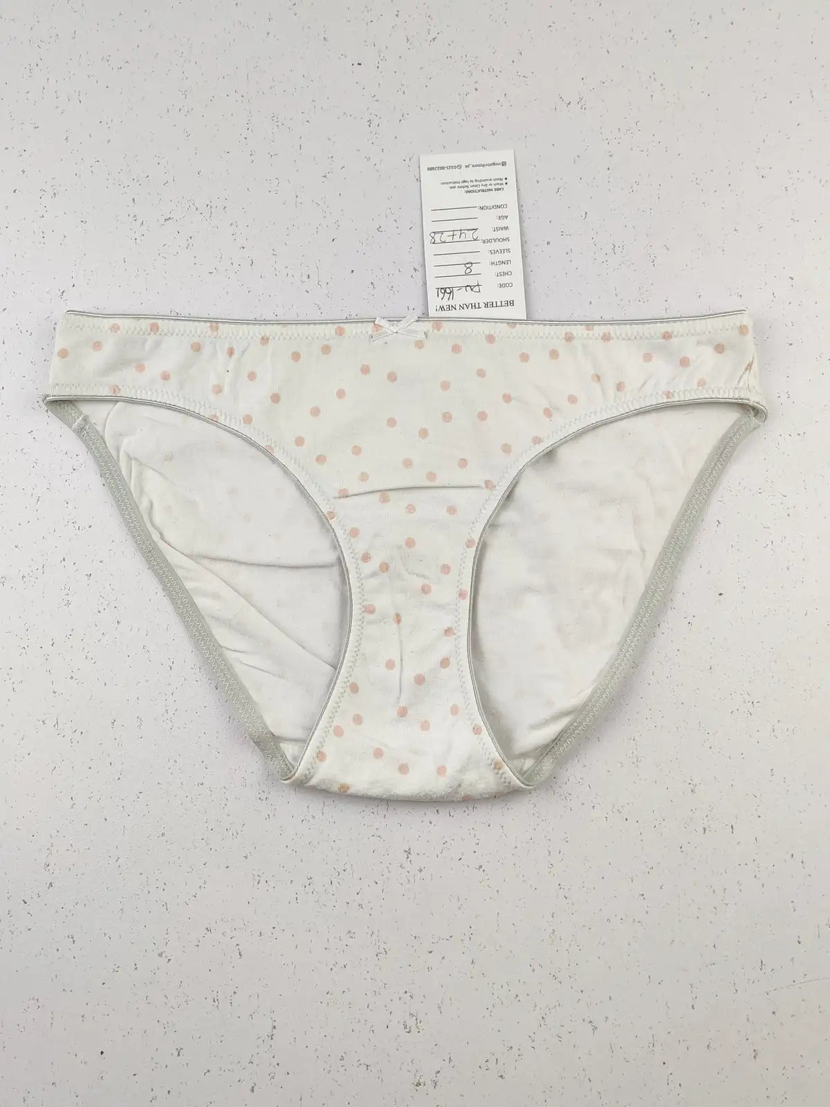 Buy online pre-used pre-loved 100% authentic & Original branded Body Essentials (PU-1661) available in Pakistan. Top international brands avilable.