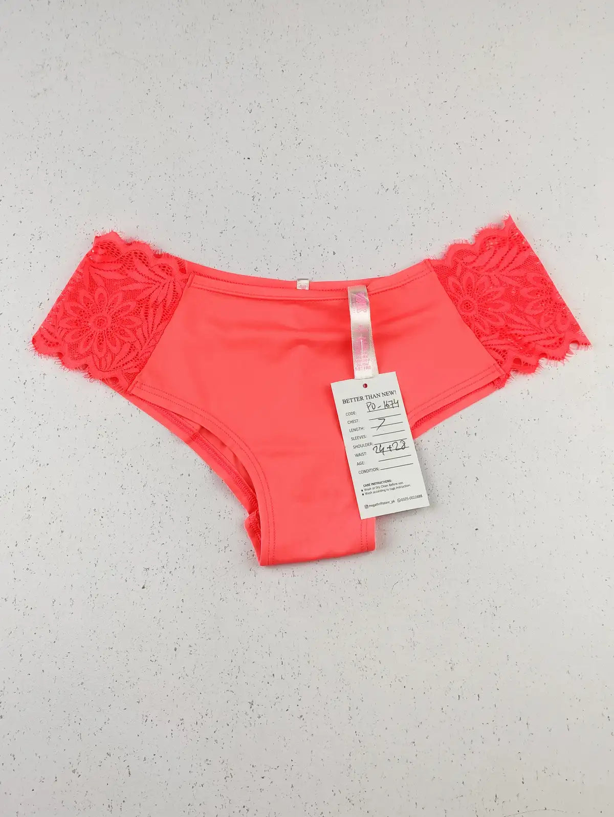 Buy online pre-used pre-loved 100% authentic & Original branded Victoria Secret (PU-1674) available in Pakistan. Top international brands avilable.