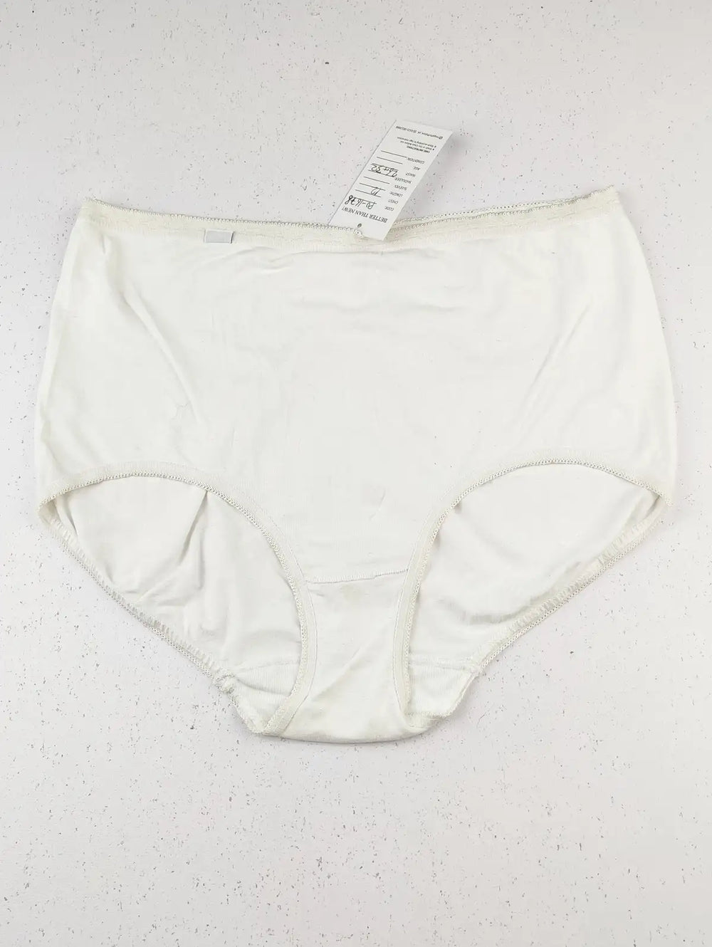 Buy online pre-used pre-loved 100% authentic & Original branded Smooth (PU-1678) available in Pakistan. Top international brands avilable.
