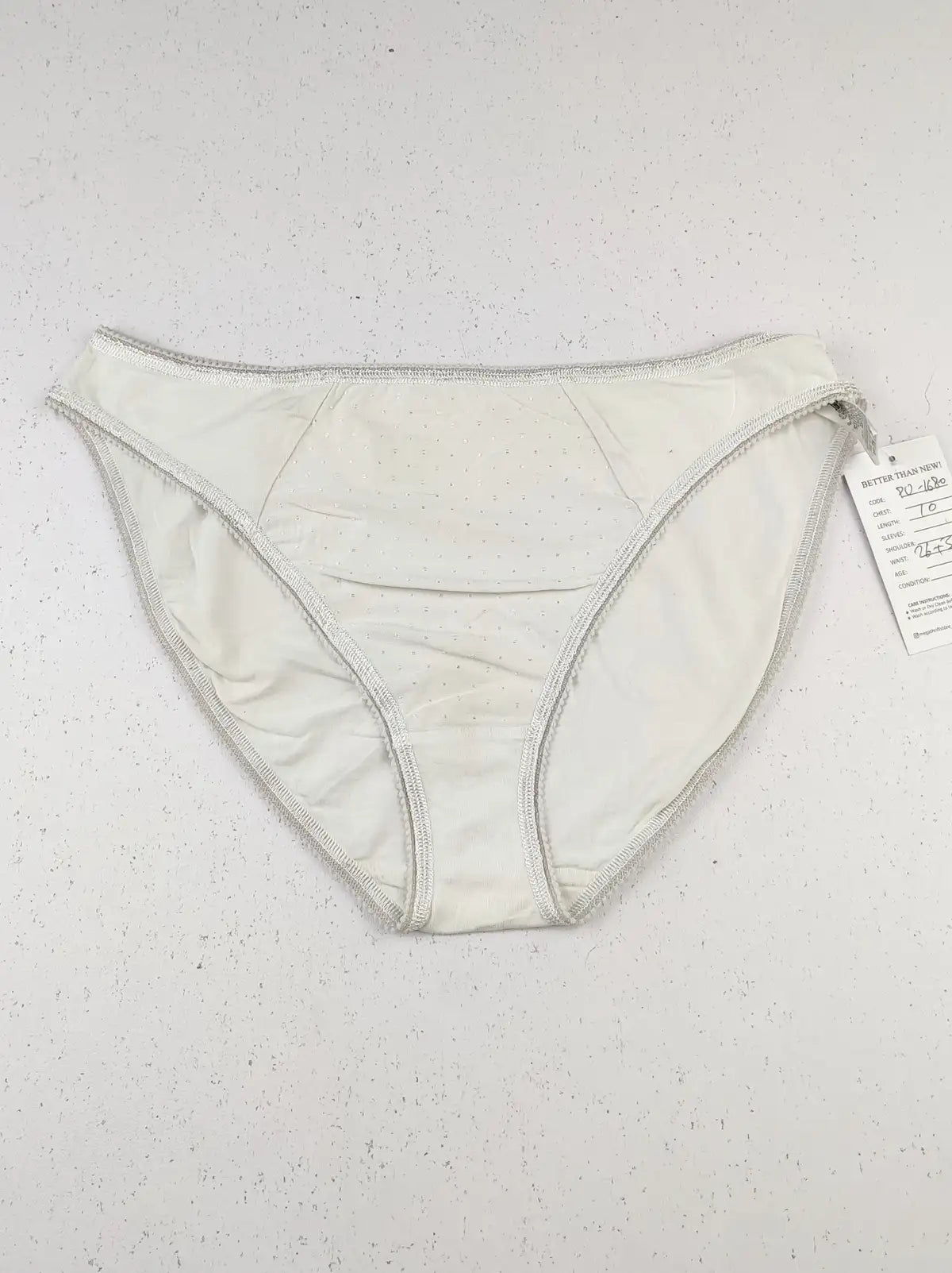 Buy online pre-used pre-loved 100% authentic & Original branded Mark & Spencer (PU-1680) available in Pakistan. Top international brands avilable.
