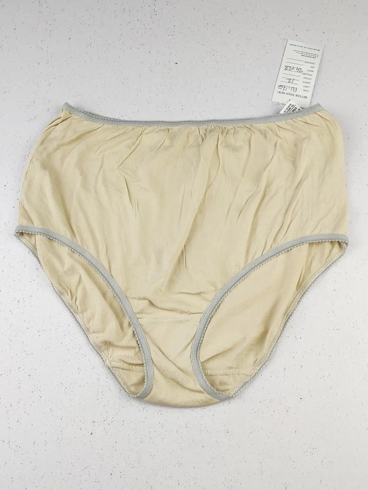 Buy online pre-used pre-loved 100% authentic & Original branded Mark & Spencer (PU-1702) available in Pakistan. Top international brands avilable.