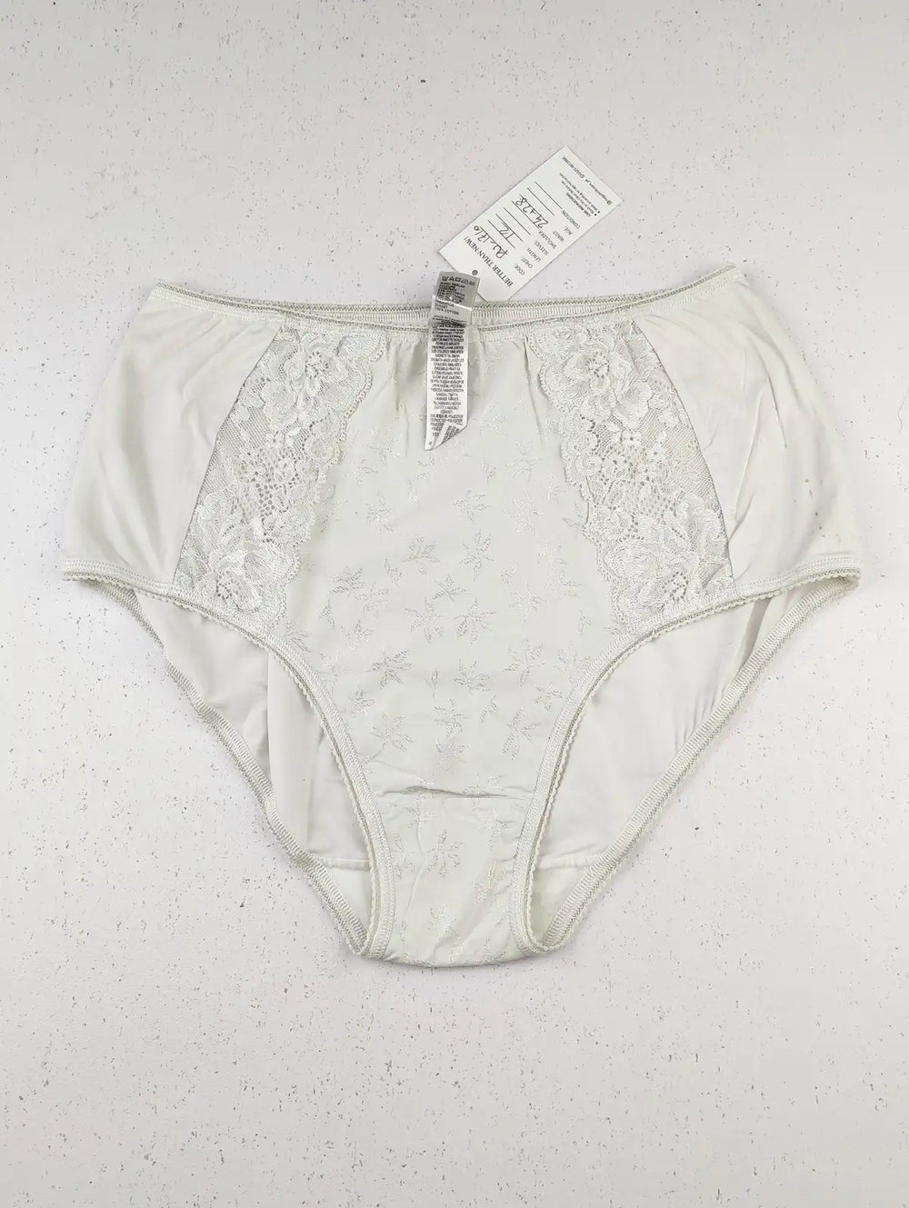 Buy online pre-used pre-loved 100% authentic & Original branded Mark & Spencer (PU-1710) available in Pakistan. Top international brands avilable.