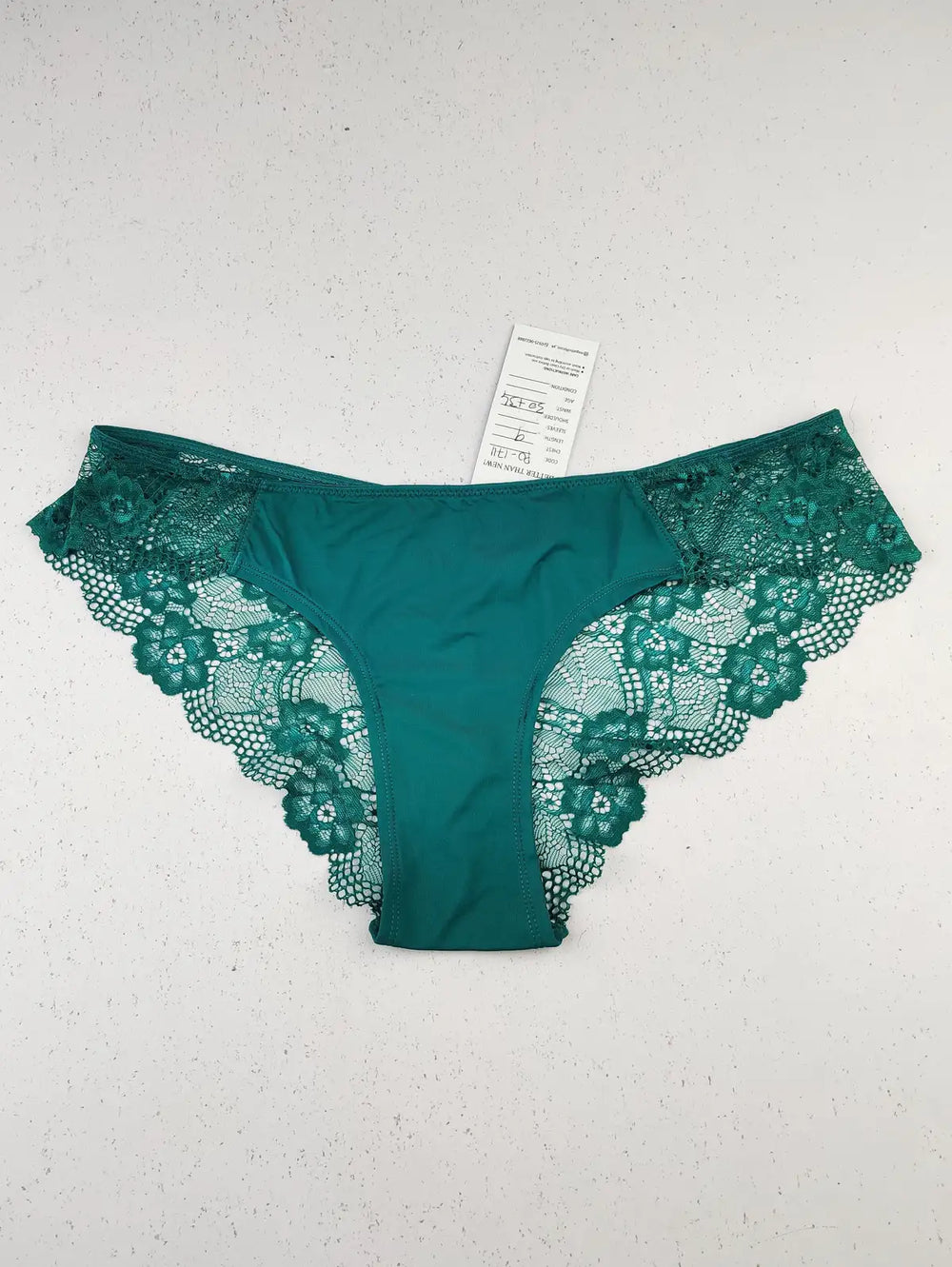 Buy online pre-used pre-loved 100% authentic & Original branded Primark (PU-1711) available in Pakistan. Top international brands avilable.