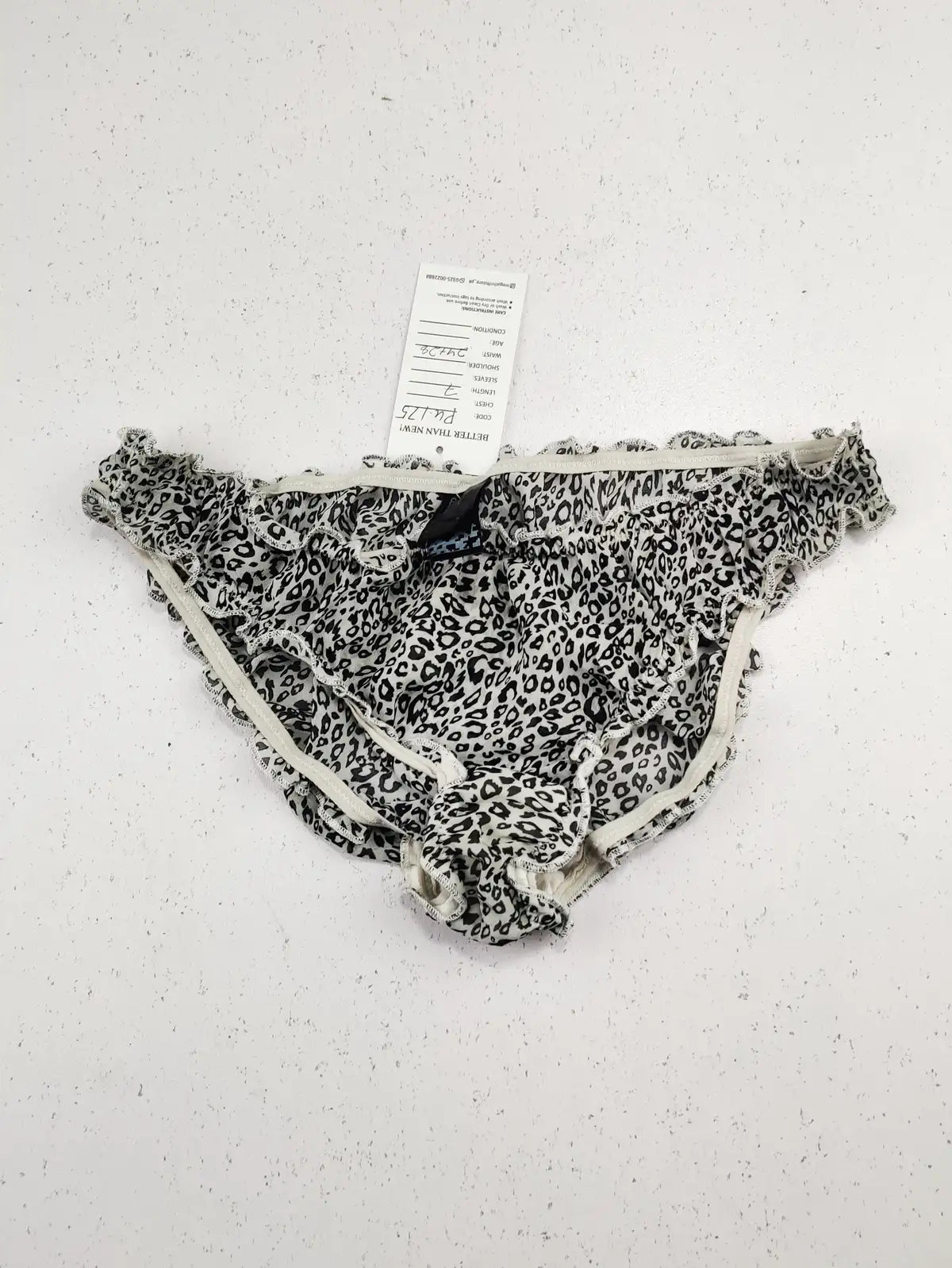Buy online pre-used pre-loved 100% authentic & Original branded Asos (PU-175) available in Pakistan. Top international brands avilable.