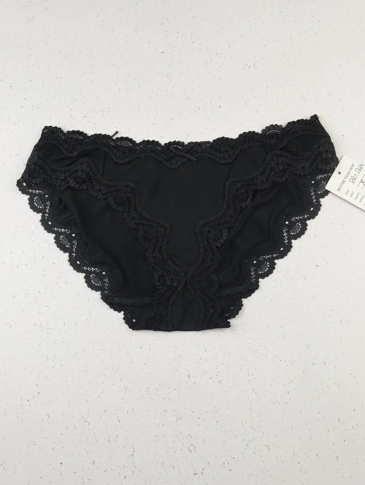Buy online pre-used pre-loved 100% authentic & Original branded Unknown Brand (PU-1764) available in Pakistan. Top international brands avilable.