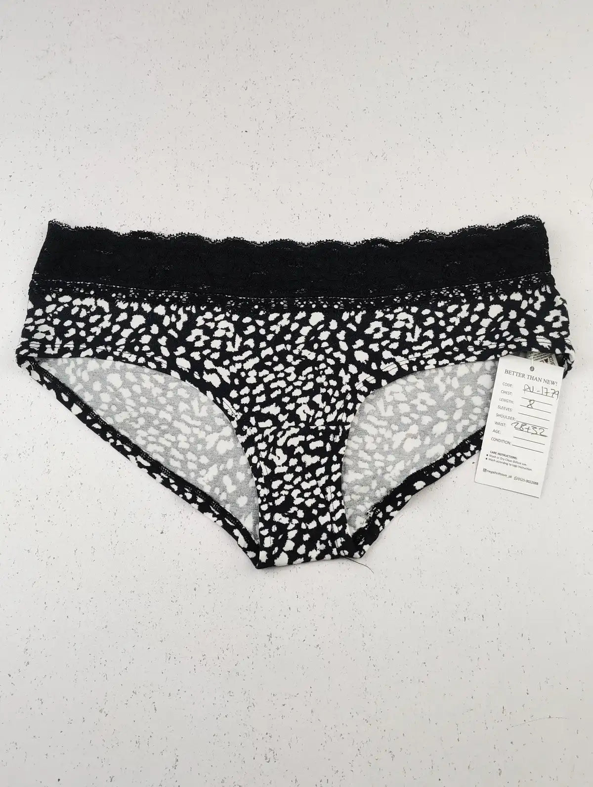 Buy online pre-used pre-loved 100% authentic & Original branded Marks & Spencer (PU-1779) available in Pakistan. Top international brands avilable.