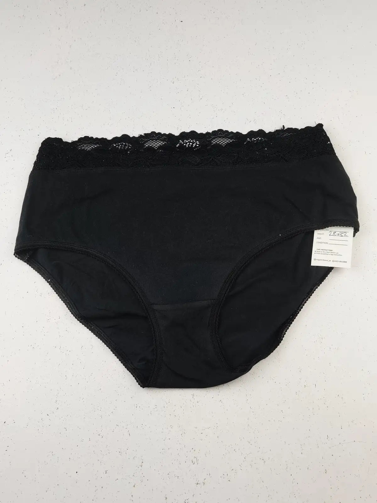 Buy online pre-used pre-loved 100% authentic & Original branded Marks & Spencer (PU-1793) available in Pakistan. Top international brands avilable.