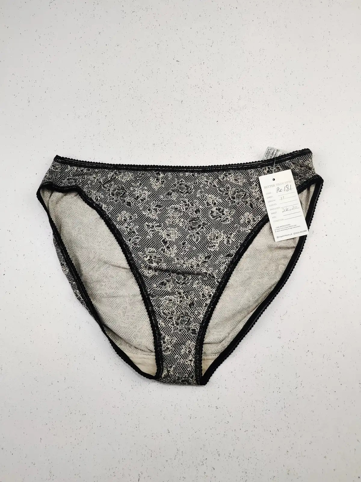 Buy online pre-used pre-loved 100% authentic & Original branded Marks & Spencer (PU-181) available in Pakistan. Top international brands avilable.
