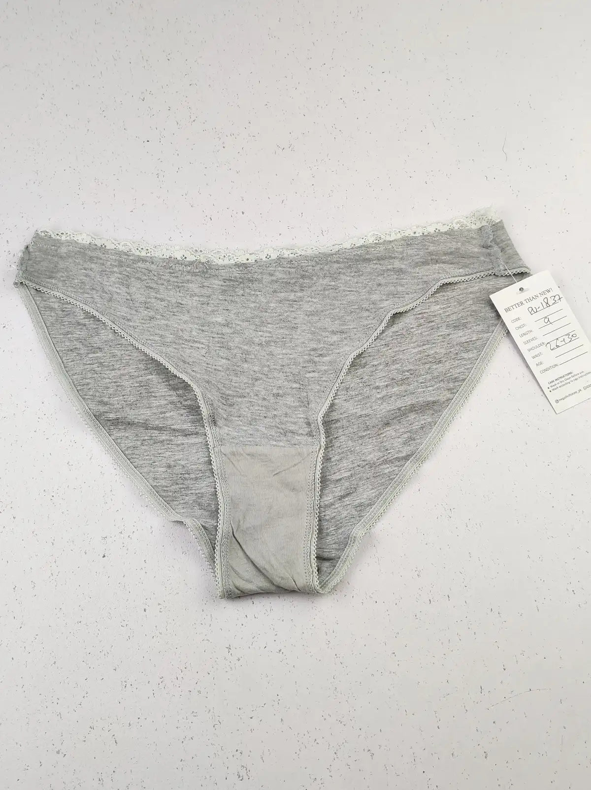 Buy online pre-used pre-loved 100% authentic & Original branded Unknown Brand (PU-1837) available in Pakistan. Top international brands avilable.