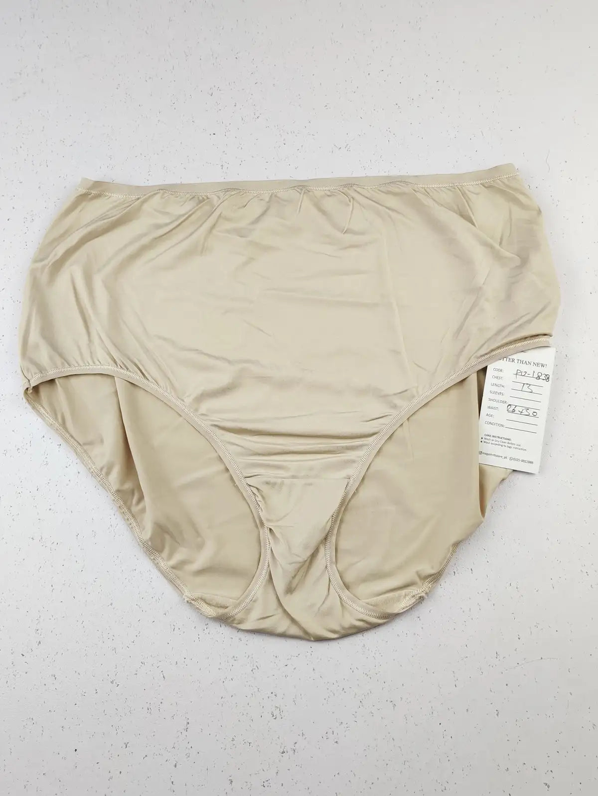 Buy online pre-used pre-loved 100% authentic & Original branded Marks & Spencer (PU-1838) available in Pakistan. Top international brands avilable.