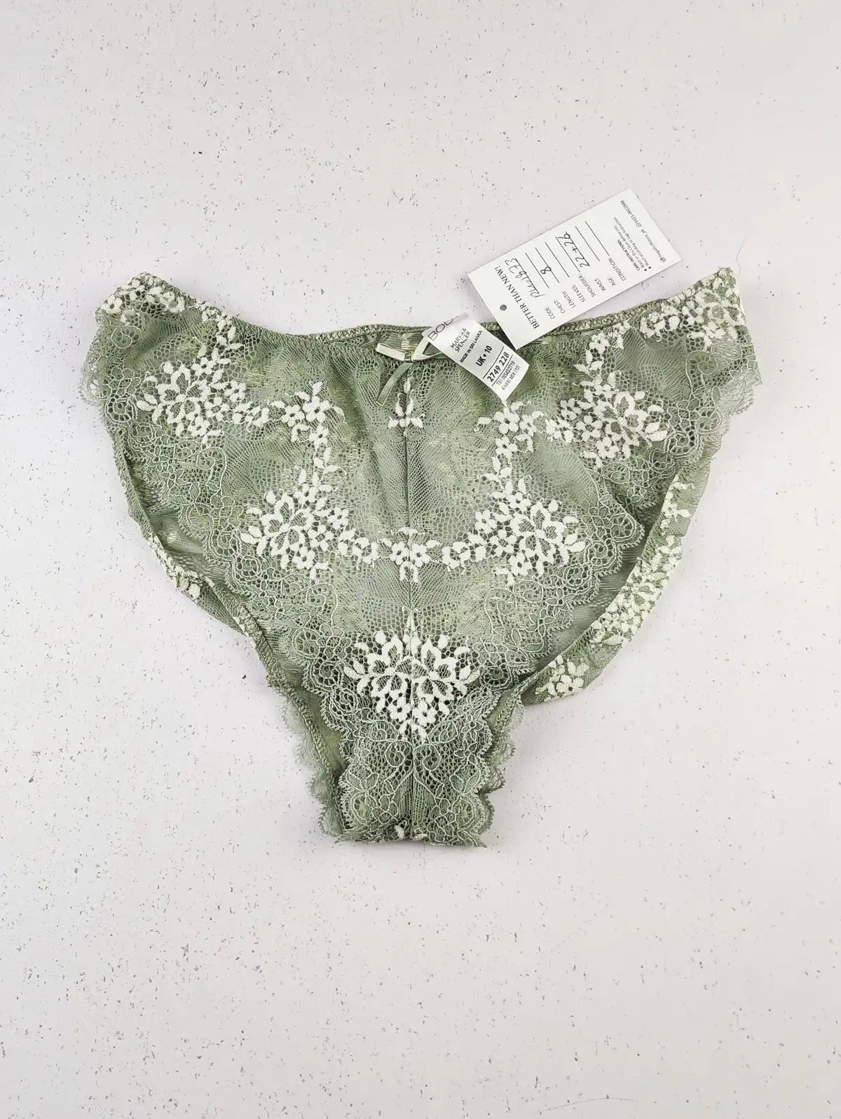 Buy online pre-used pre-loved 100% authentic & Original branded Marks & Spencer (PU-1873) available in Pakistan. Top international brands avilable.