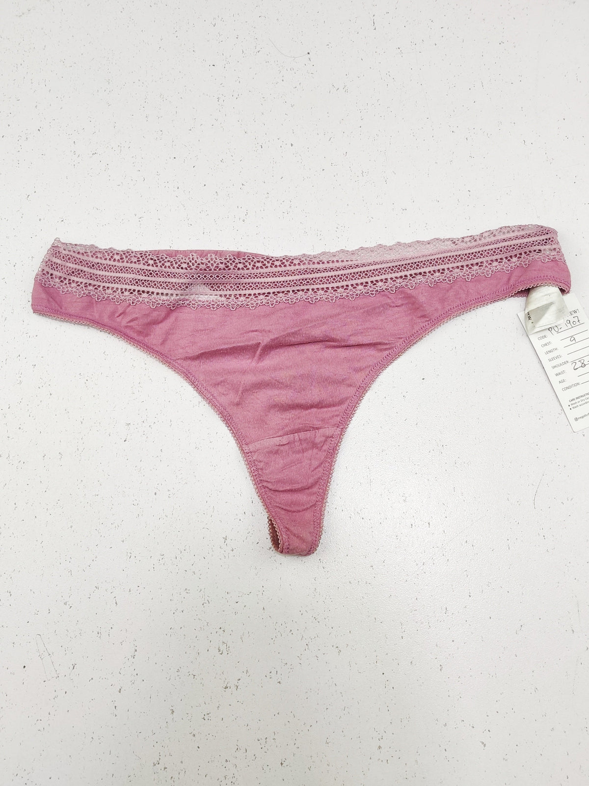 Buy online pre-used pre-loved 100% authentic & Original branded F&F (PU-1907) available in Pakistan. Top international brands avilable.