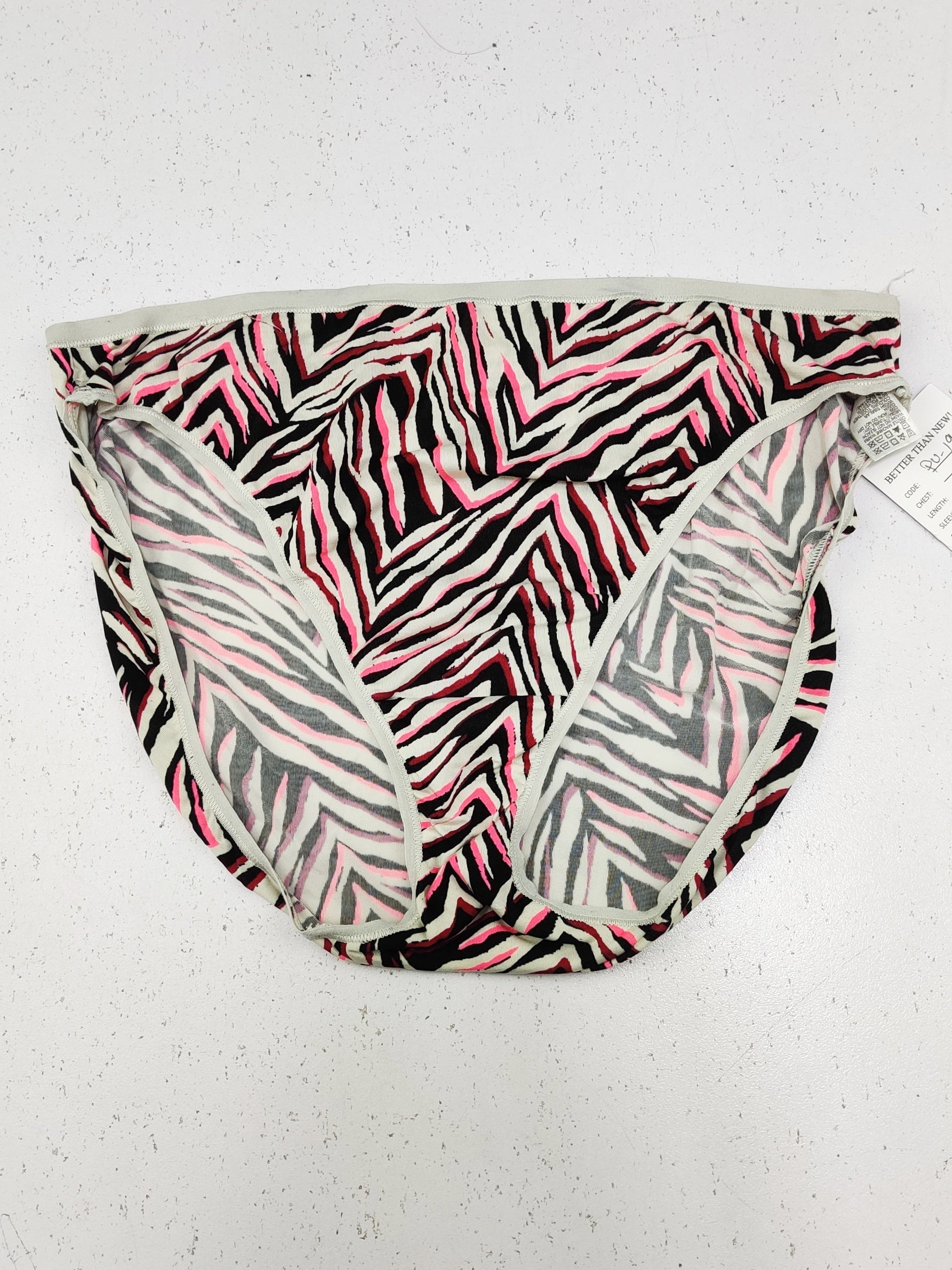 Buy online pre-used pre-loved 100% authentic & Original branded Marks & Spencer (PU-1909) available in Pakistan. Top international brands avilable.