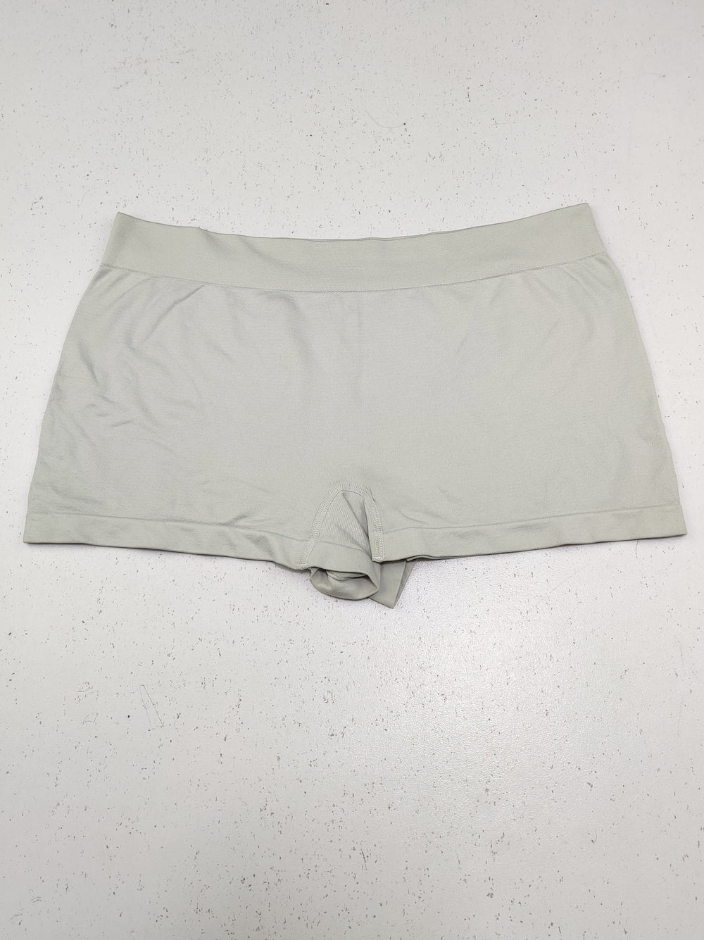 Buy online pre-used pre-loved 100% authentic & Original branded Primark (PU-1920) available in Pakistan. Top international brands avilable.