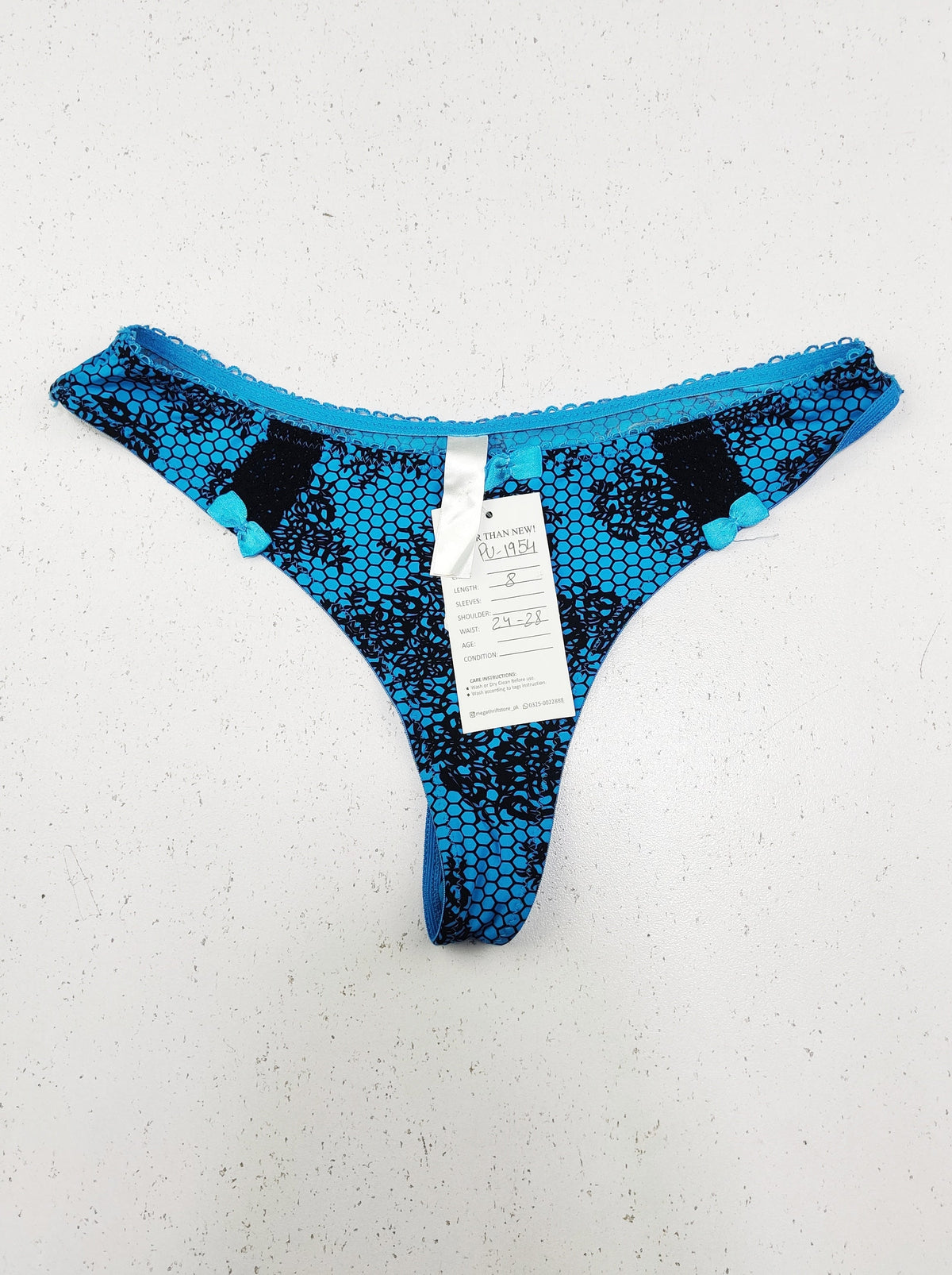 Buy online pre-used pre-loved 100% authentic & Original branded Unknown Brand (PU-1954) available in Pakistan. Top international brands avilable.
