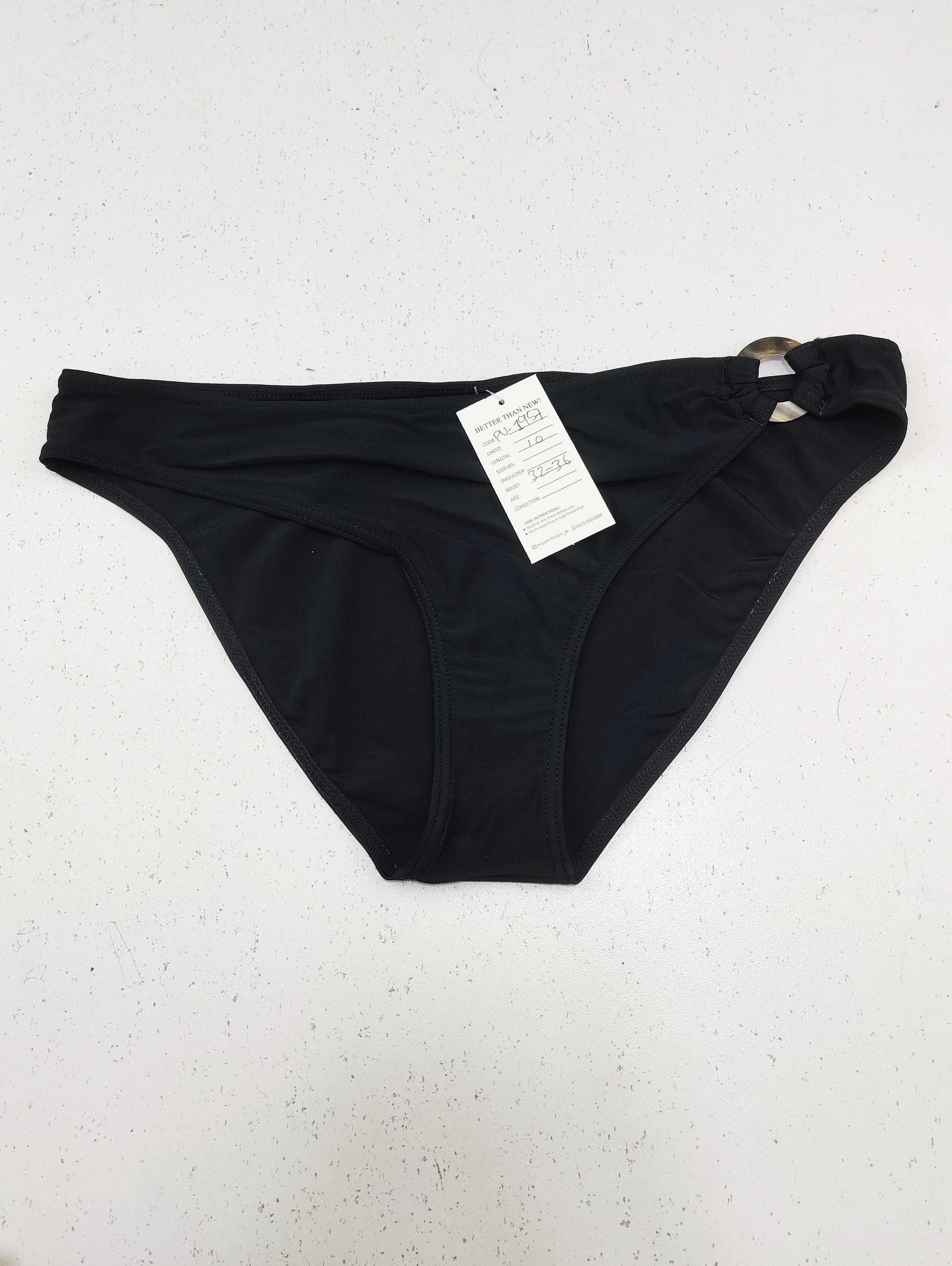 Buy online pre-used pre-loved 100% authentic & Original branded Unknown Brand (PU-1957) available in Pakistan. Top international brands avilable.