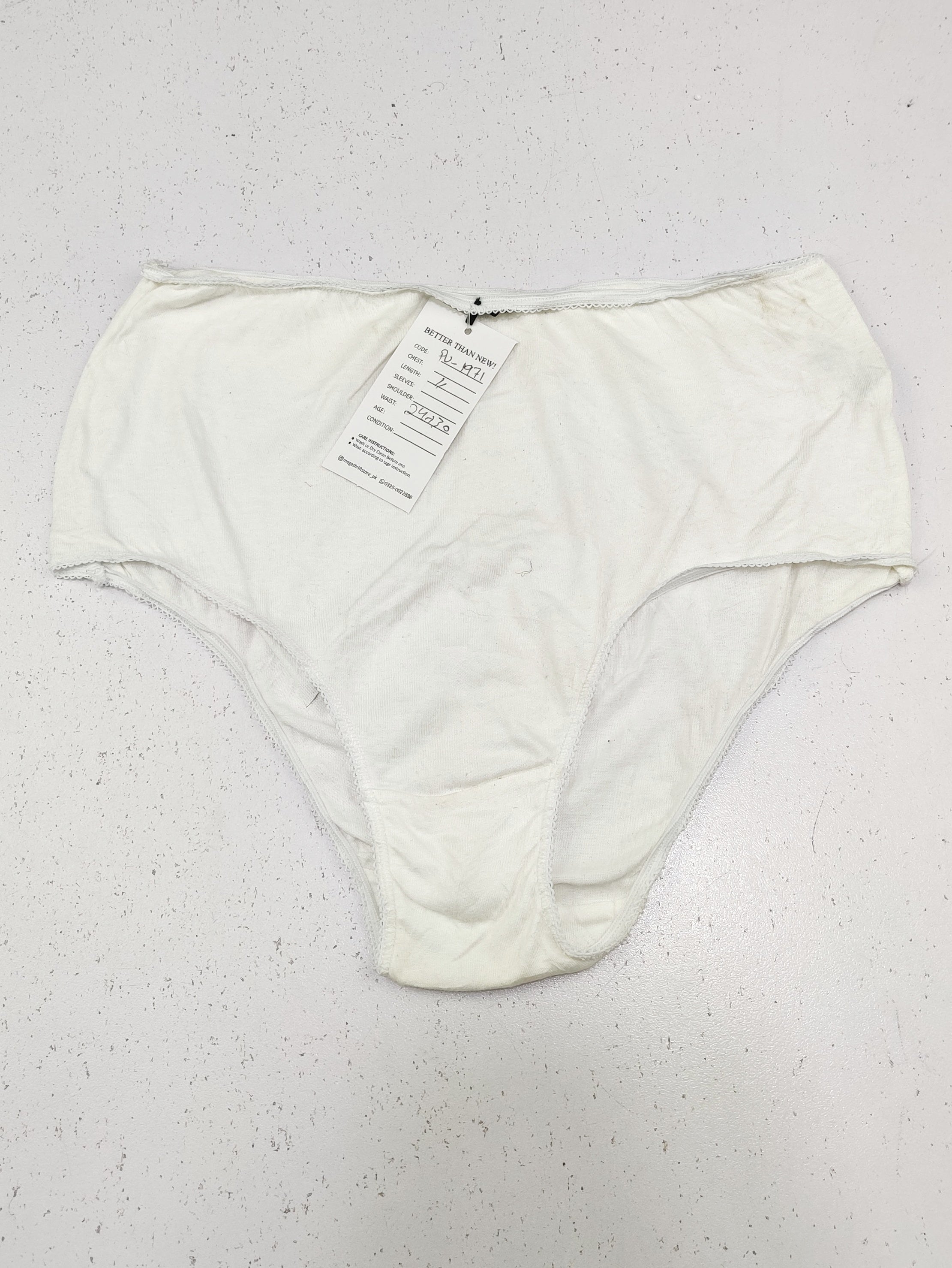Buy online pre-used pre-loved 100% authentic & Original branded Secret Possessions (PU-1971) available in Pakistan. Top international brands avilable.