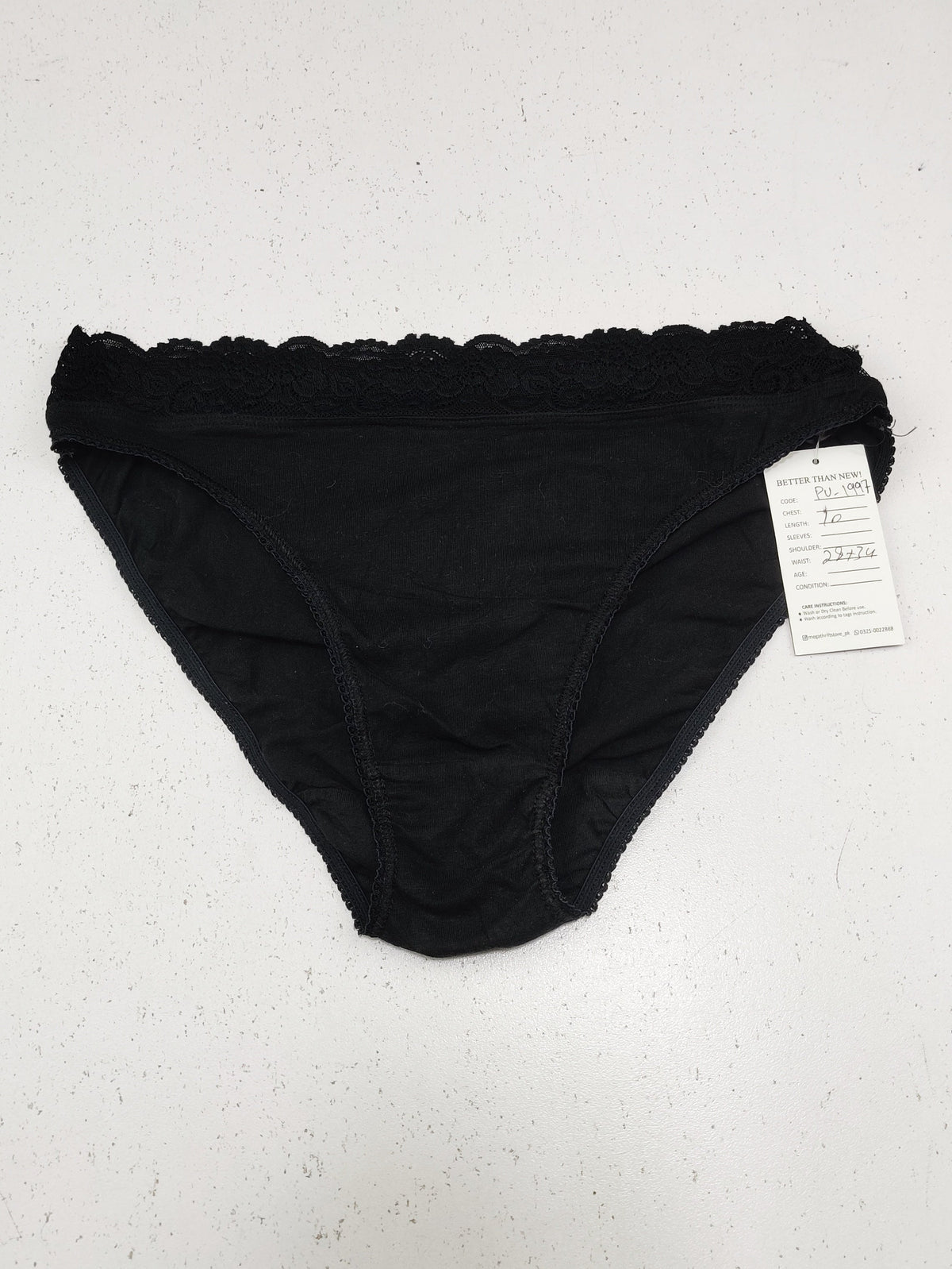 Buy online pre-used pre-loved 100% authentic & Original branded Unknown Brand (PU-1997) available in Pakistan. Top international brands avilable.