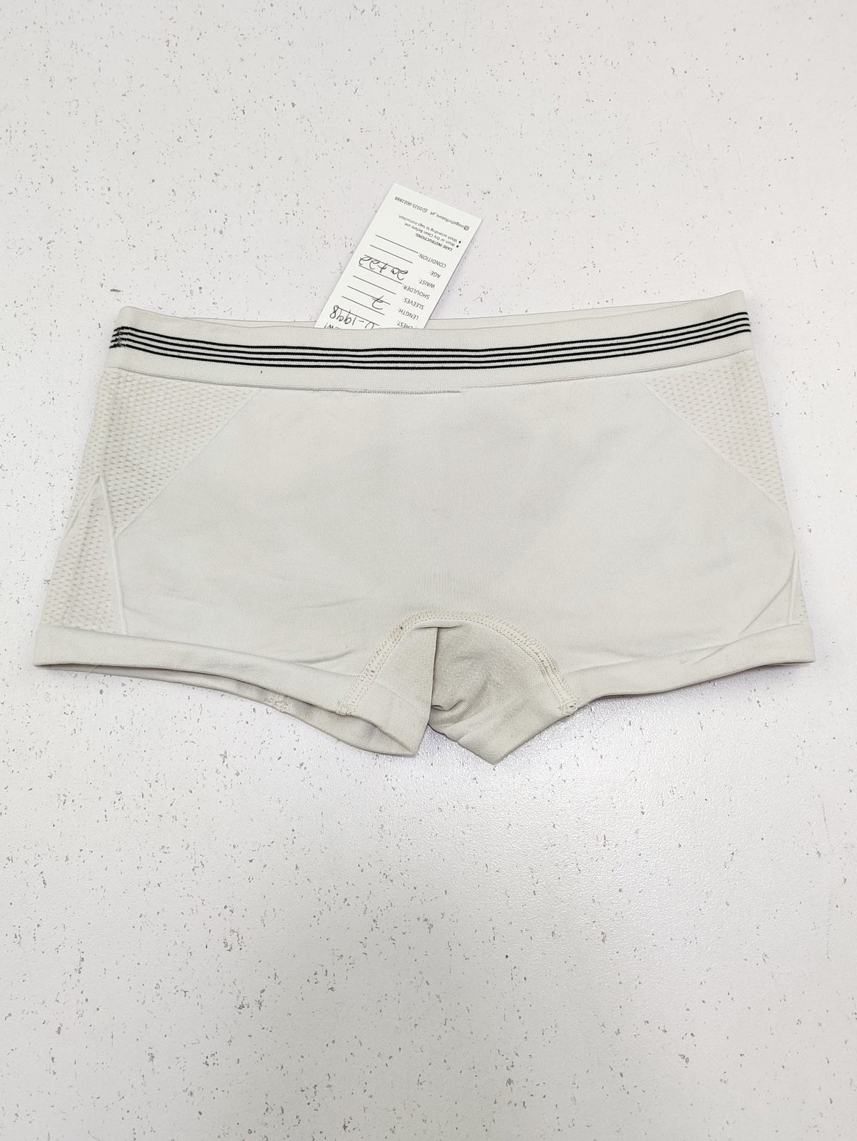 Buy online pre-used pre-loved 100% authentic & Original branded Primark (PU-1998) available in Pakistan. Top international brands avilable.