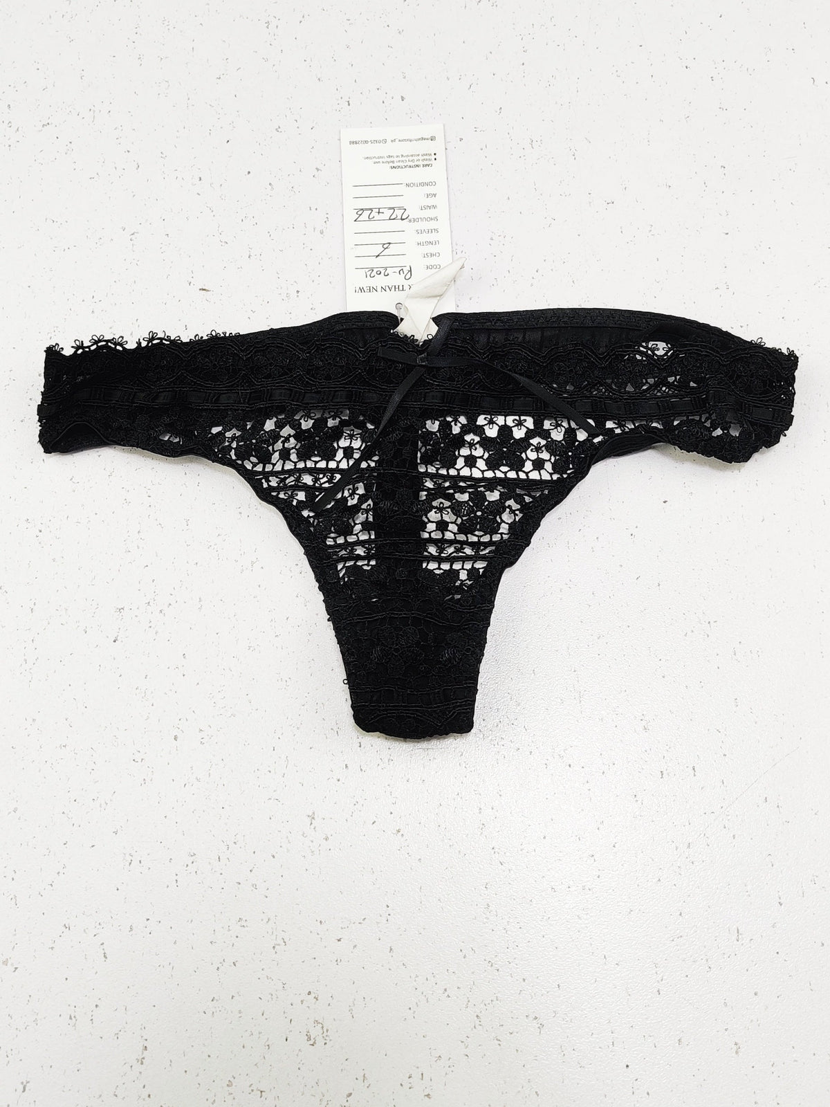 Buy online pre-used pre-loved 100% authentic & Original branded Hunkemoller (PU-2021) available in Pakistan. Top international brands avilable.