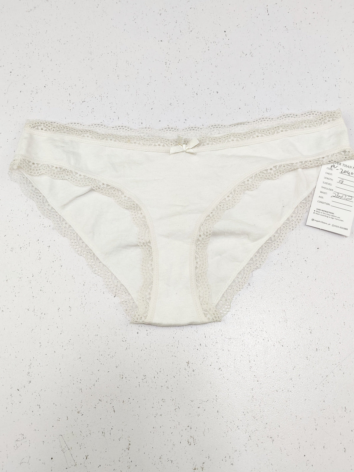 Buy online pre-used pre-loved 100% authentic & Original branded Secret Possessions (PU-2041) available in Pakistan. Top international brands avilable.