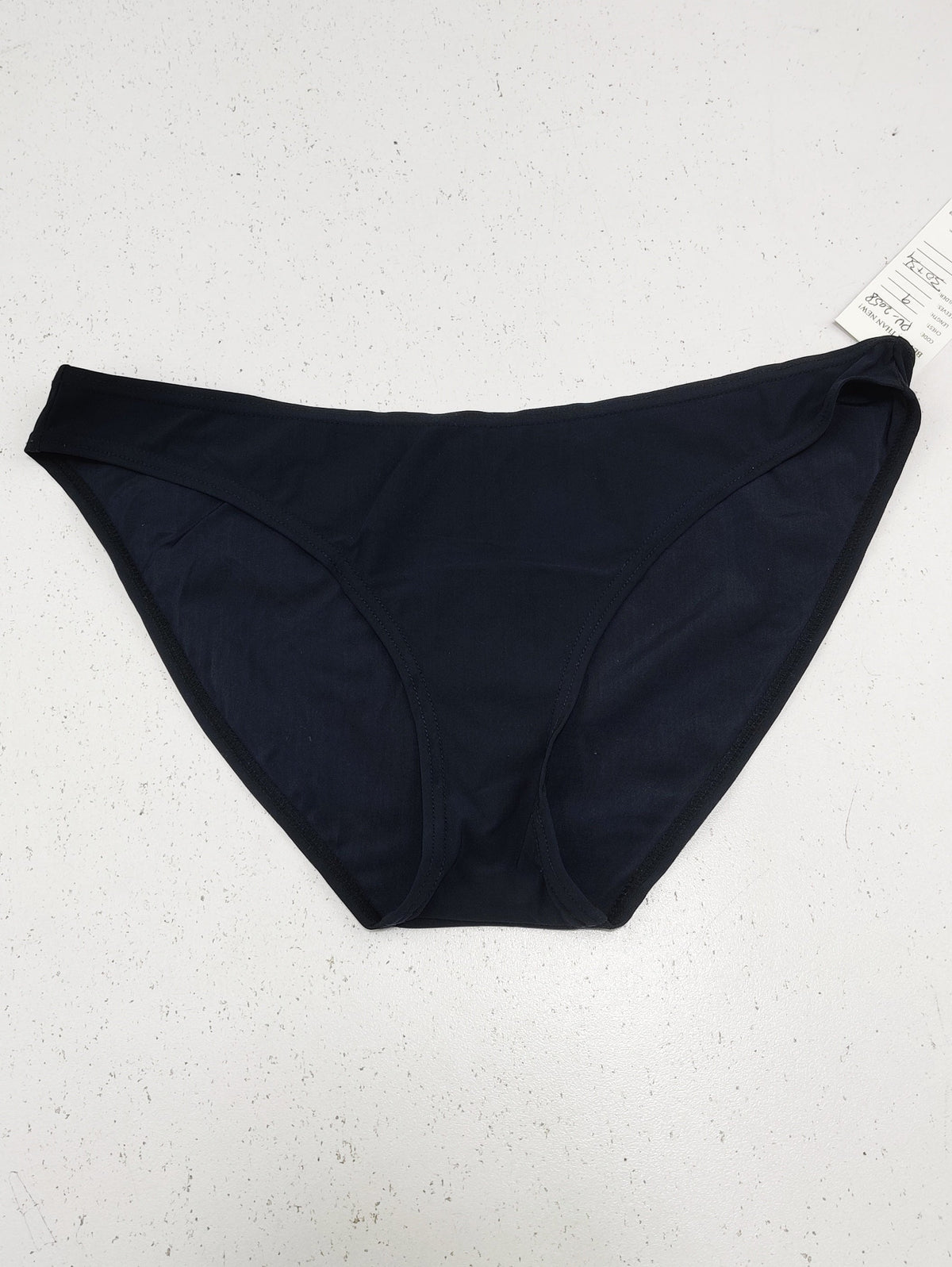 Buy online pre-used pre-loved 100% authentic & Original branded Unknown Brand (PU-2058) available in Pakistan. Top international brands avilable.