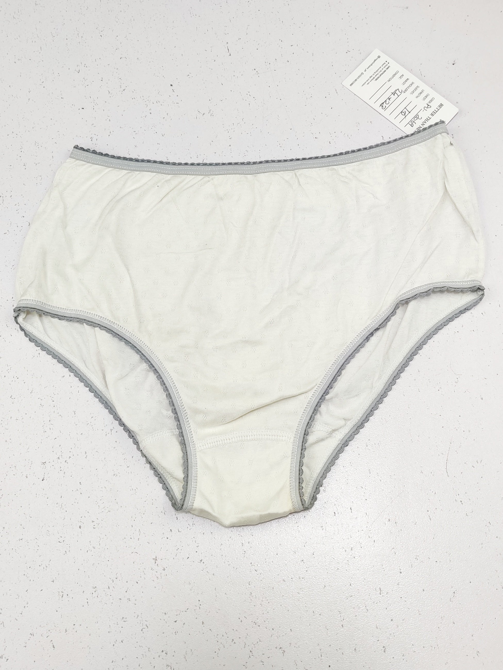 Buy online pre-used pre-loved 100% authentic & Original branded Unknown Brand (PU-2069) available in Pakistan. Top international brands avilable.