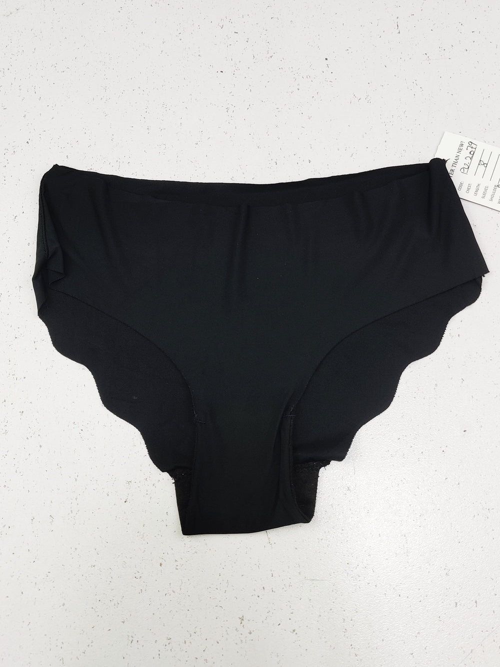 Buy online pre-used pre-loved 100% authentic & Original branded Unknown Brand (PU-2079) available in Pakistan. Top international brands avilable.