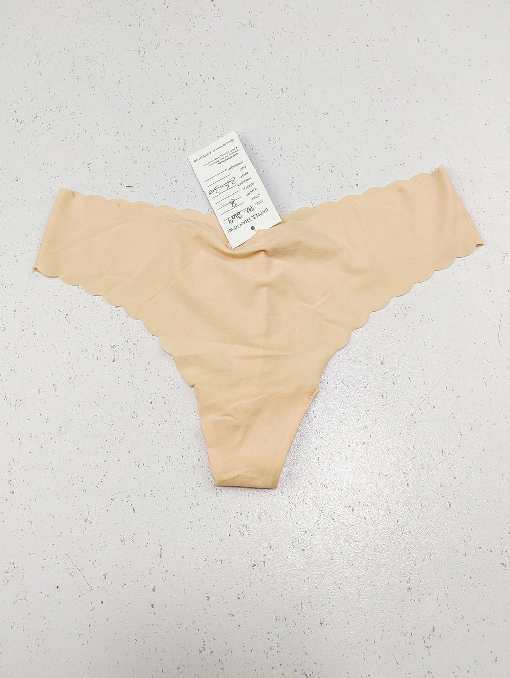 Buy online pre-used pre-loved 100% authentic & Original branded Unknown Brand (PU-2109) available in Pakistan. Top international brands avilable.