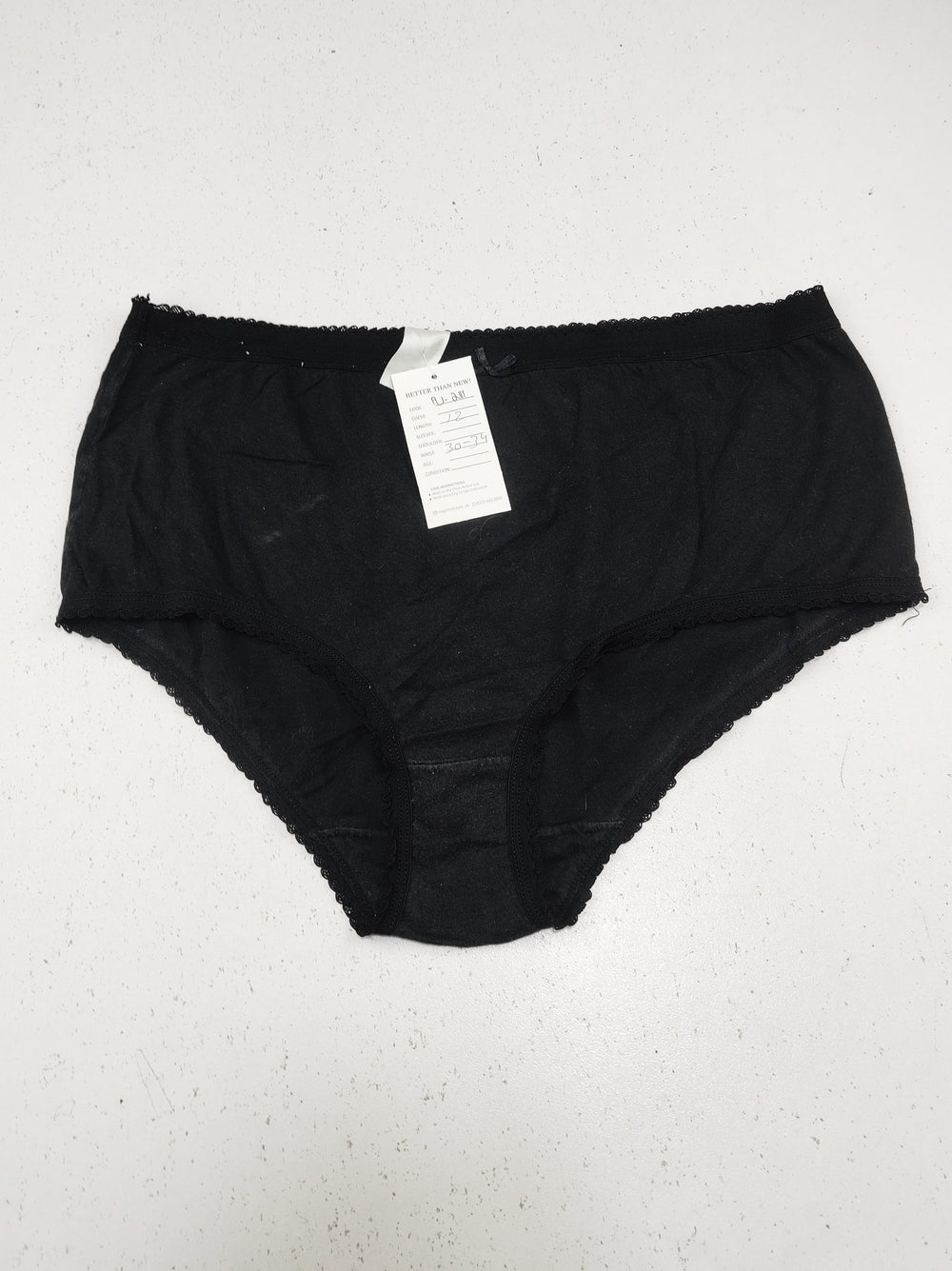 Buy online pre-used pre-loved 100% authentic & Original branded Unknown Brand (PU-2111) available in Pakistan. Top international brands avilable.