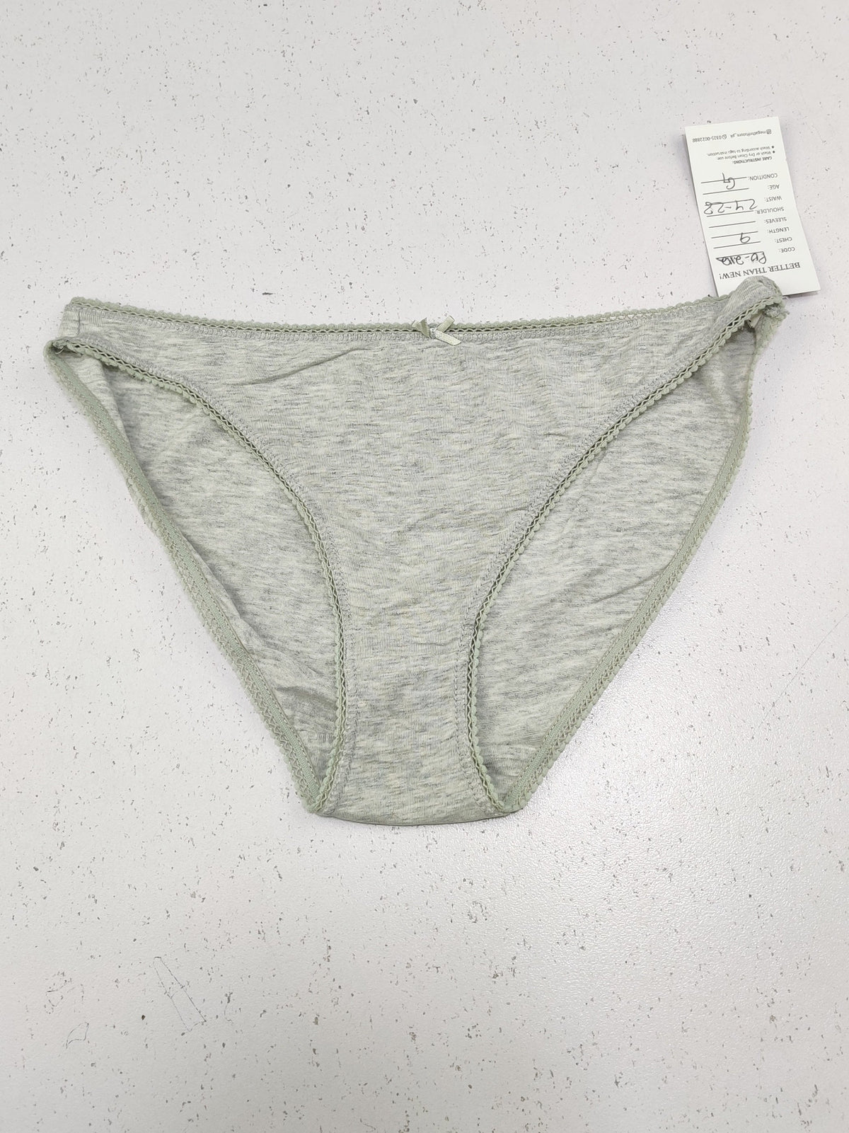 Buy online pre-used pre-loved 100% authentic & Original branded Unknown Brand (PU-2112) available in Pakistan. Top international brands avilable.