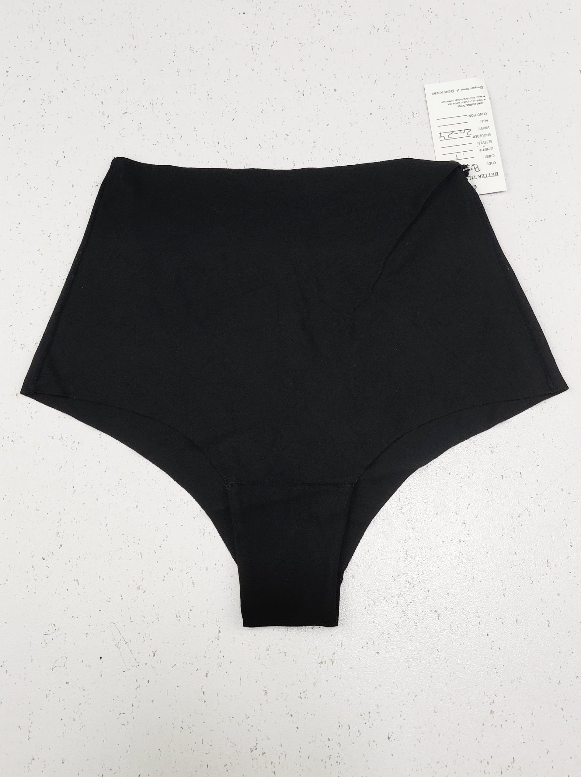 Buy online pre-used pre-loved 100% authentic & Original branded Unknown Brand (PU-2145) available in Pakistan. Top international brands avilable.