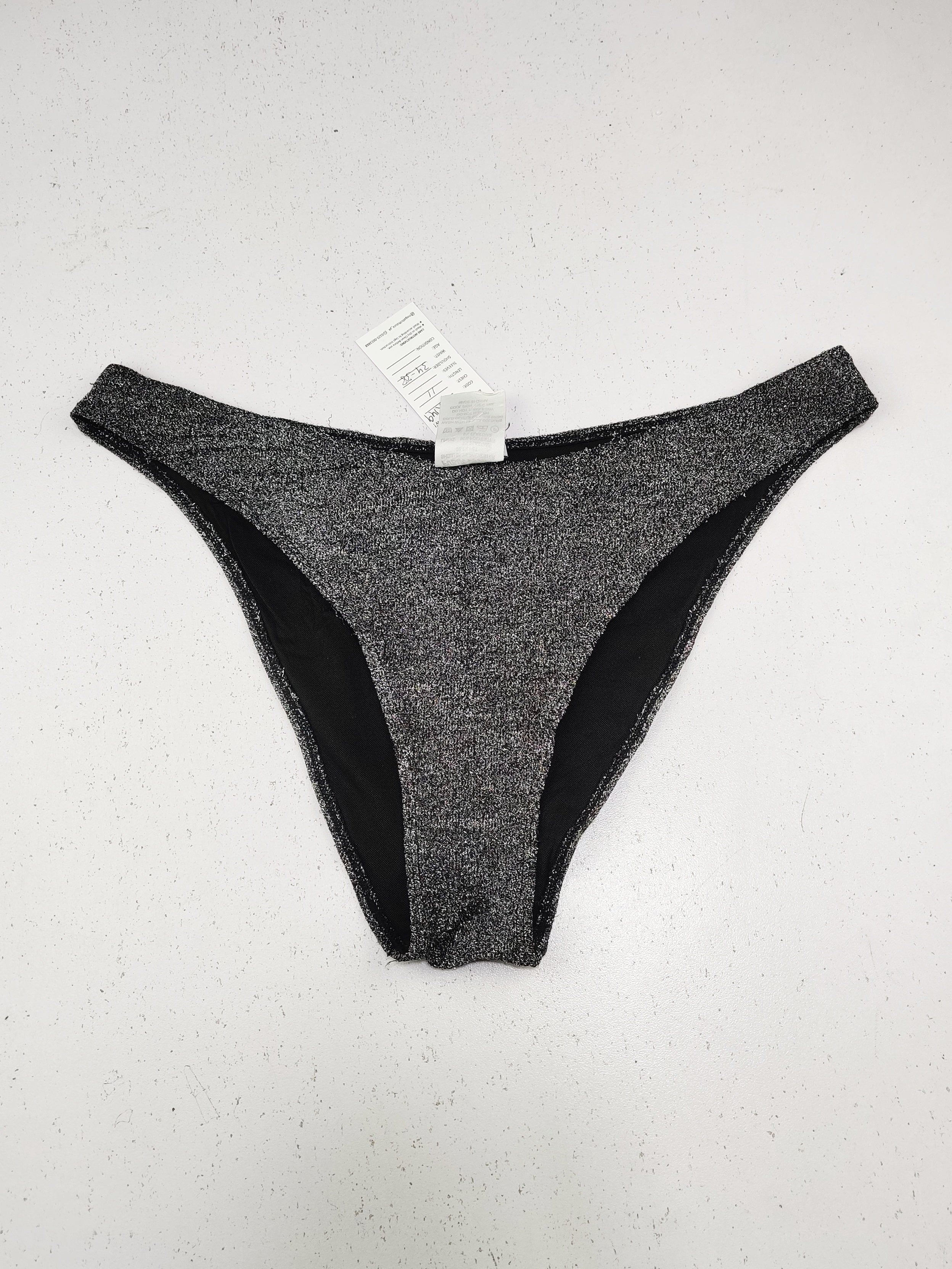 Buy online pre-used pre-loved 100% authentic & Original branded Public Desire (PU-2149) available in Pakistan. Top international brands avilable.
