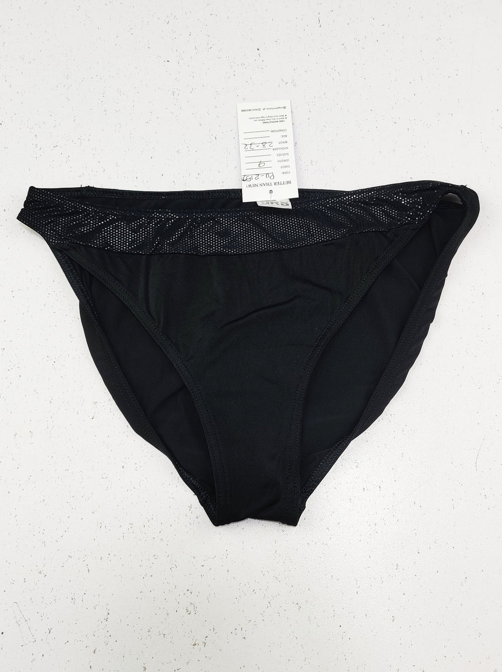 Buy online pre-used pre-loved 100% authentic & Original branded Jrs (PU-2152) available in Pakistan. Top international brands avilable.
