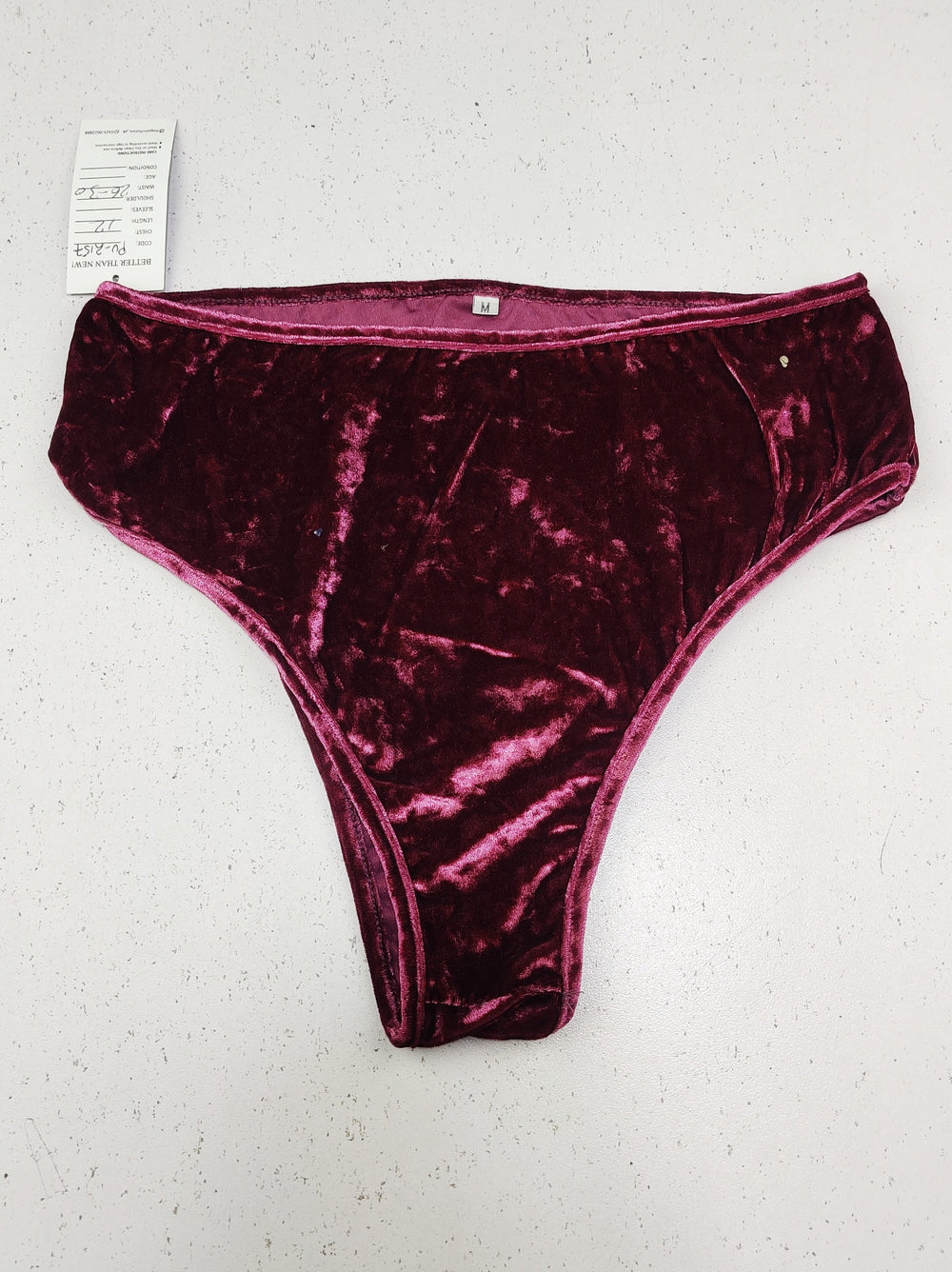 Buy online pre-used pre-loved 100% authentic & Original branded Unknown Brand (PU-2157) available in Pakistan. Top international brands avilable.