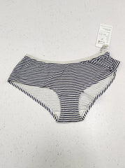 Buy online pre-used pre-loved 100% authentic & Original branded Marks & Spencer (PU-2158) available in Pakistan. Top international brands avilable.