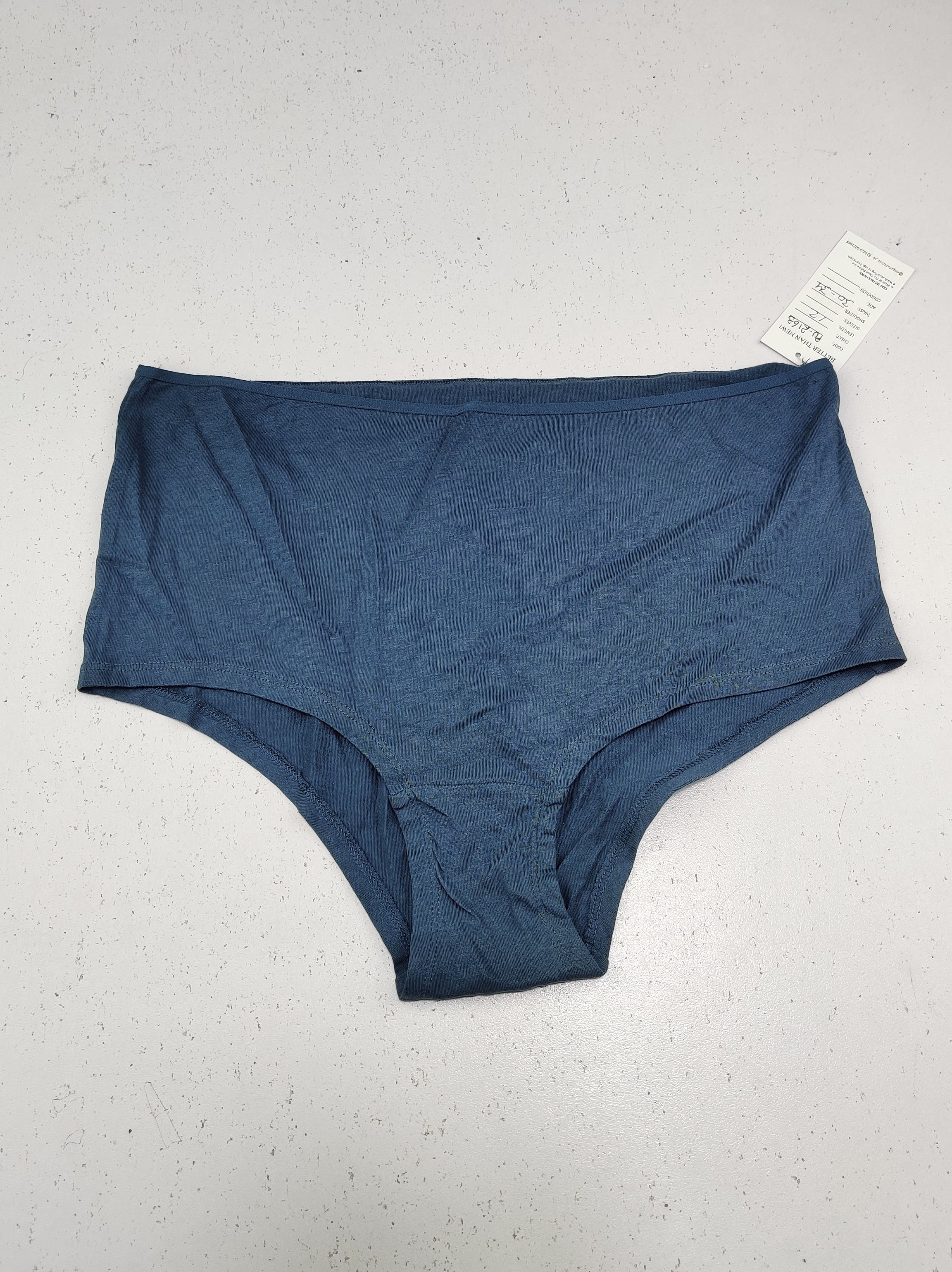Buy online pre-used pre-loved 100% authentic & Original branded Primark (PU-2163) available in Pakistan. Top international brands avilable.
