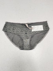 Buy online pre-used pre-loved 100% authentic & Original branded Victoria'S Secret (PU-2166) available in Pakistan. Top international brands avilable.