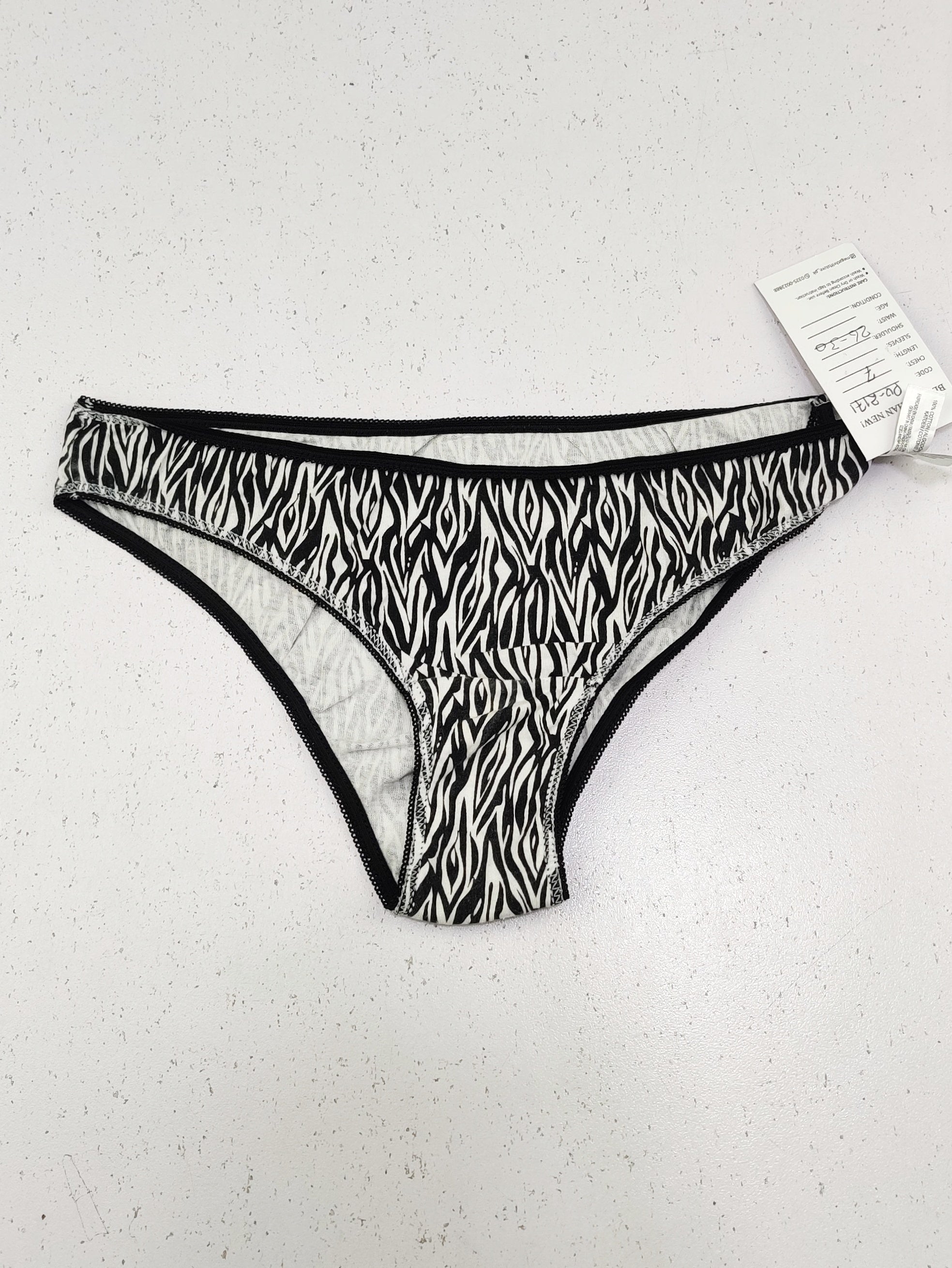 Buy online pre-used pre-loved 100% authentic & Original branded Secret Possessions (PU-2171) available in Pakistan. Top international brands avilable.