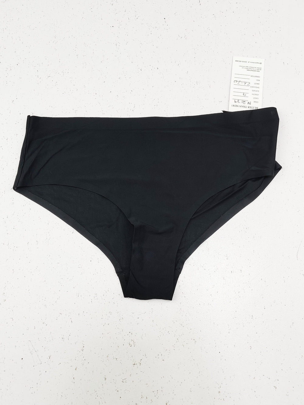 Buy online pre-used pre-loved 100% authentic & Original branded Unknown Brand (PU-2179) available in Pakistan. Top international brands avilable.