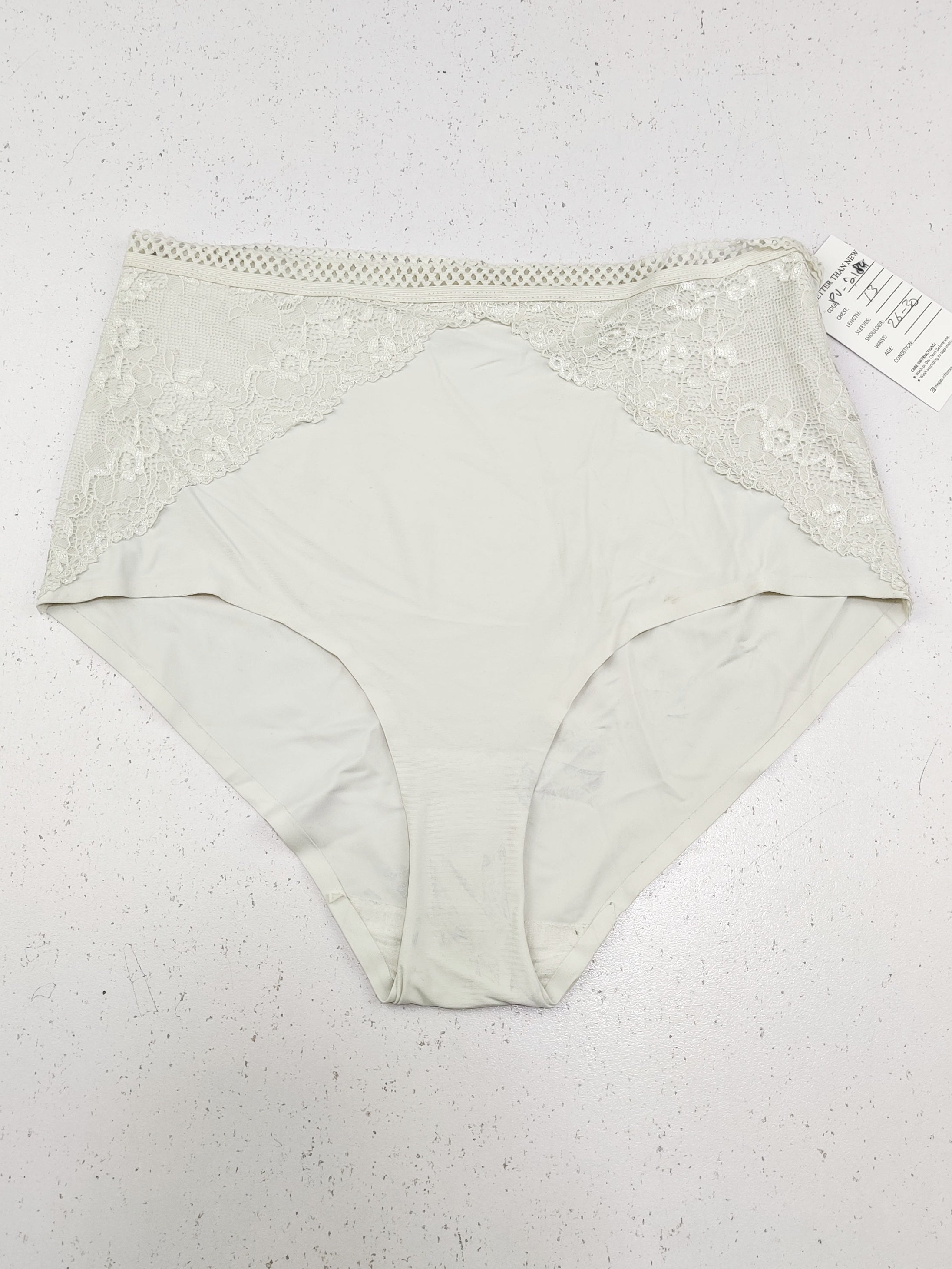 Buy online pre-used pre-loved 100% authentic & Original branded Primark (PU-2184) available in Pakistan. Top international brands avilable.