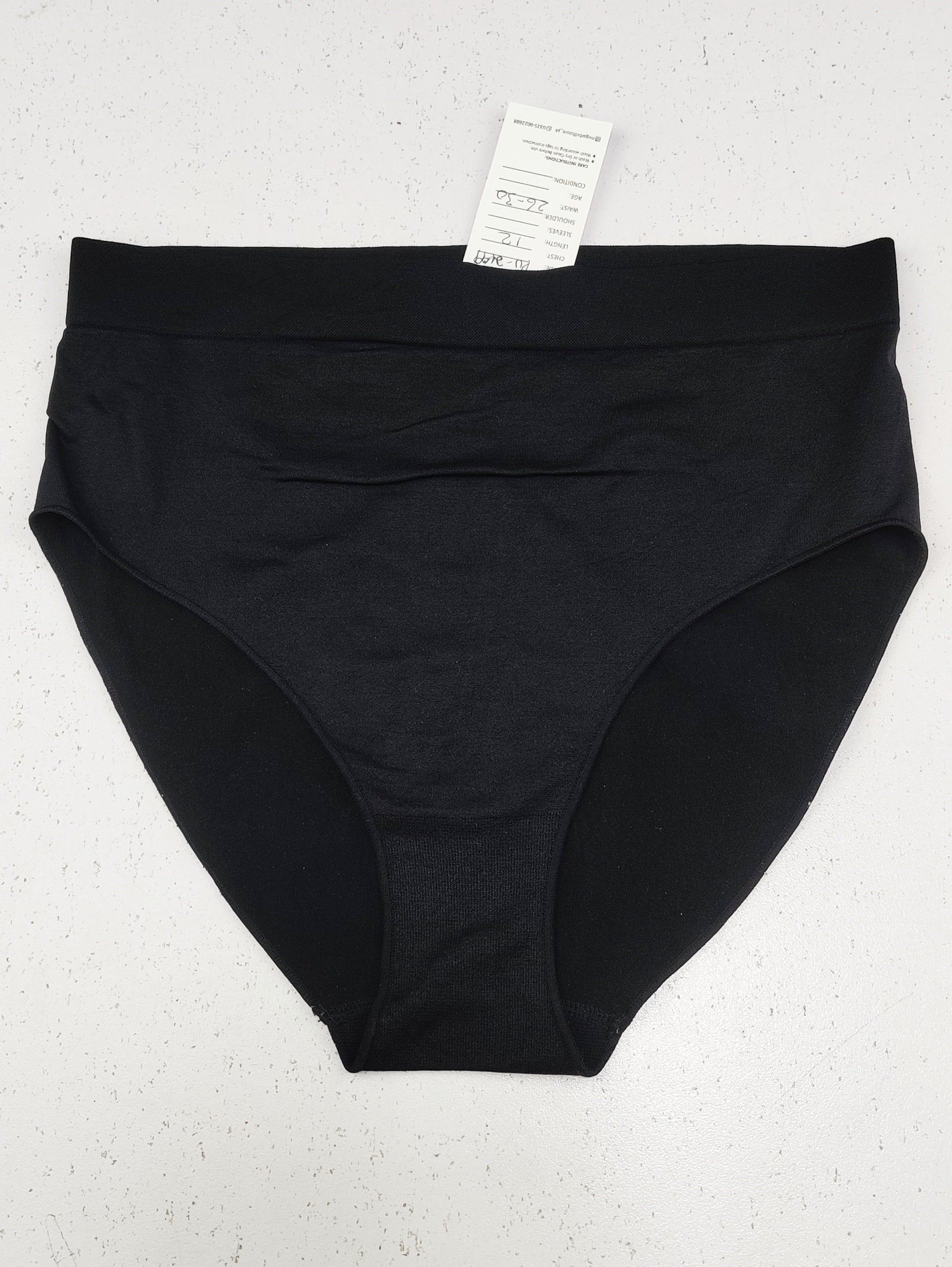 Buy online pre-used pre-loved 100% authentic & Original branded Primark (PU-2199) available in Pakistan. Top international brands avilable.