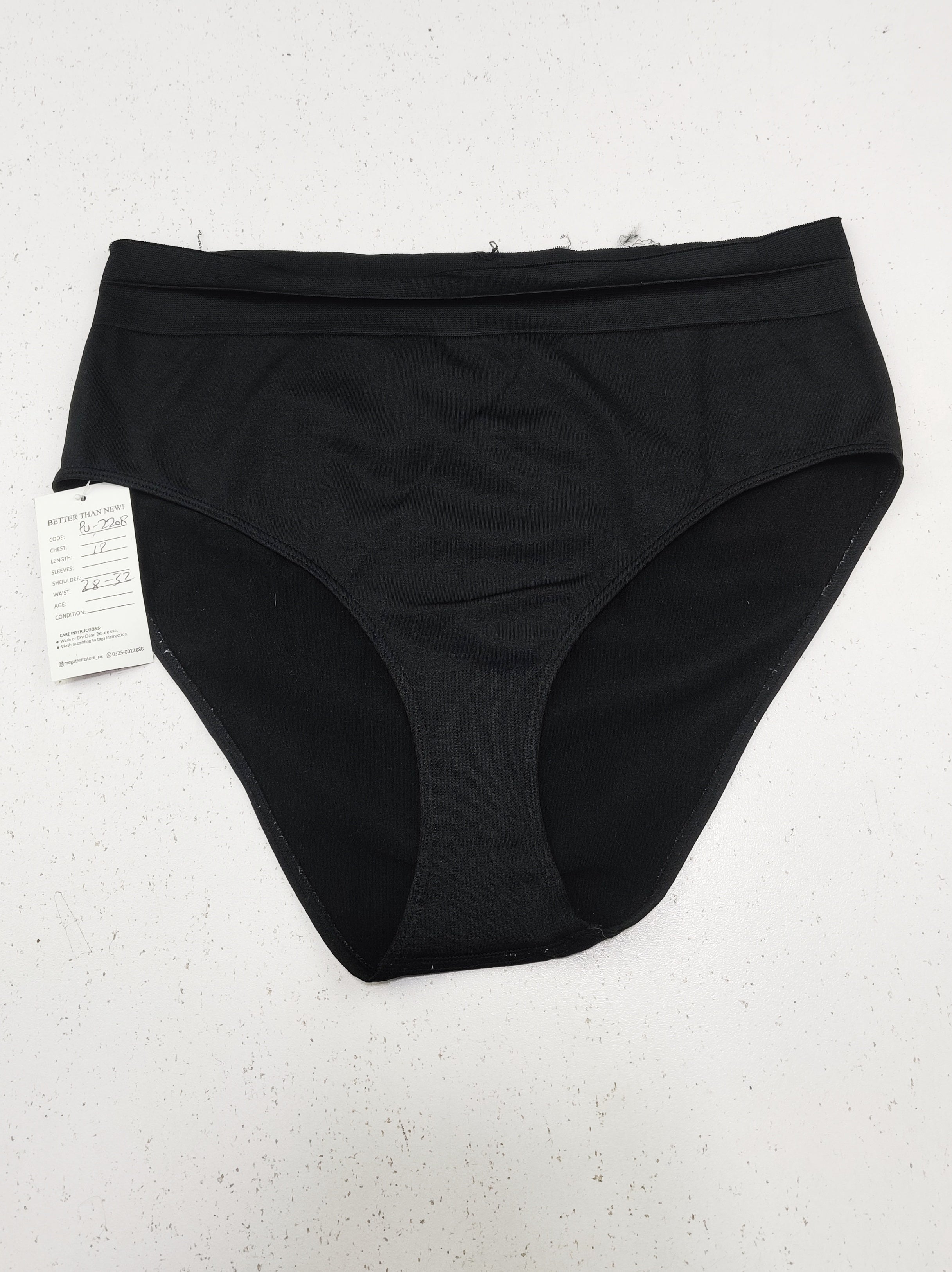 Buy online pre-used pre-loved 100% authentic & Original branded Primark (PU-2208) available in Pakistan. Top international brands avilable.