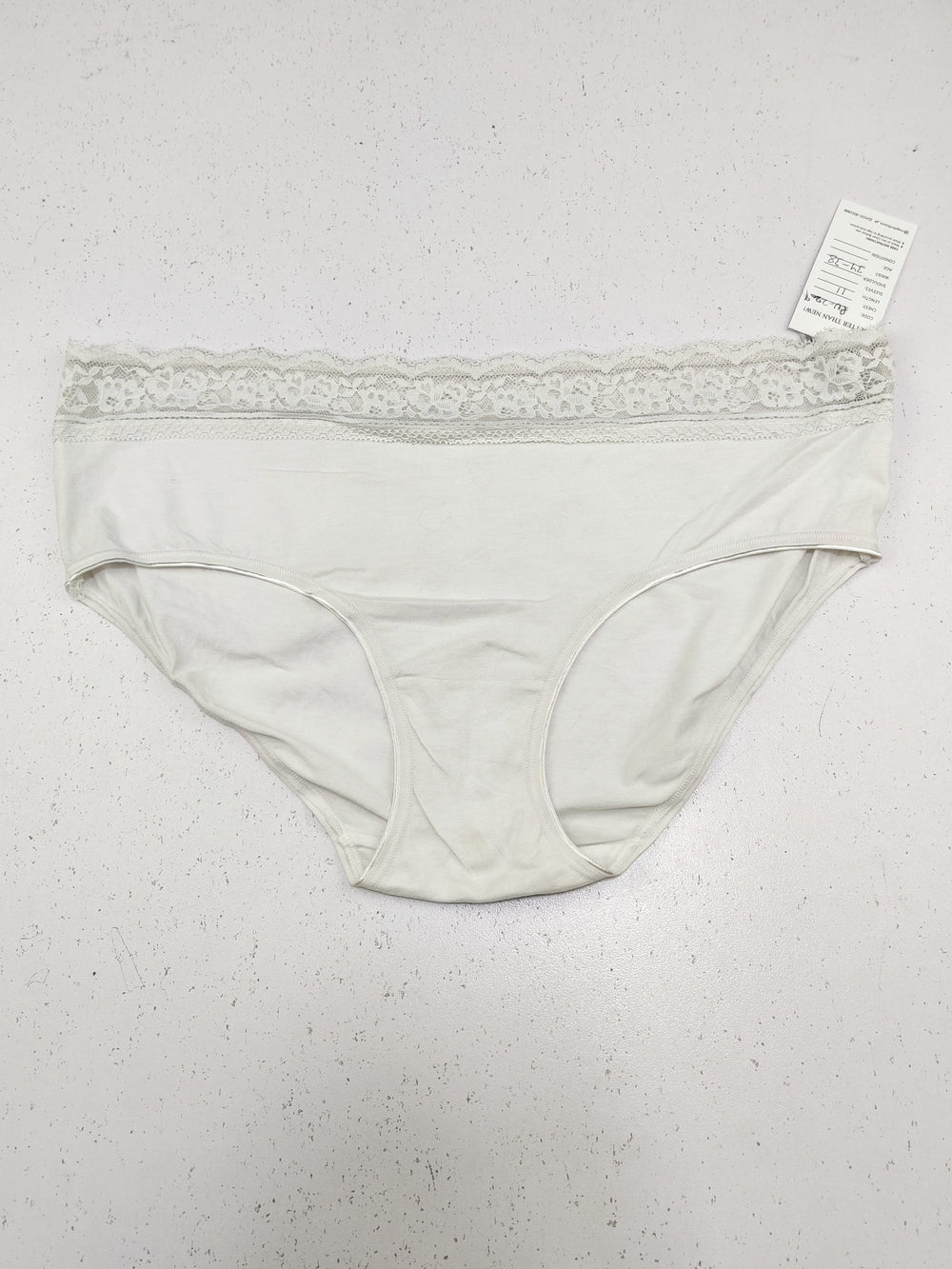 Buy online pre-used pre-loved 100% authentic & Original branded Marks & Spencer (PU-2209) available in Pakistan. Top international brands avilable.