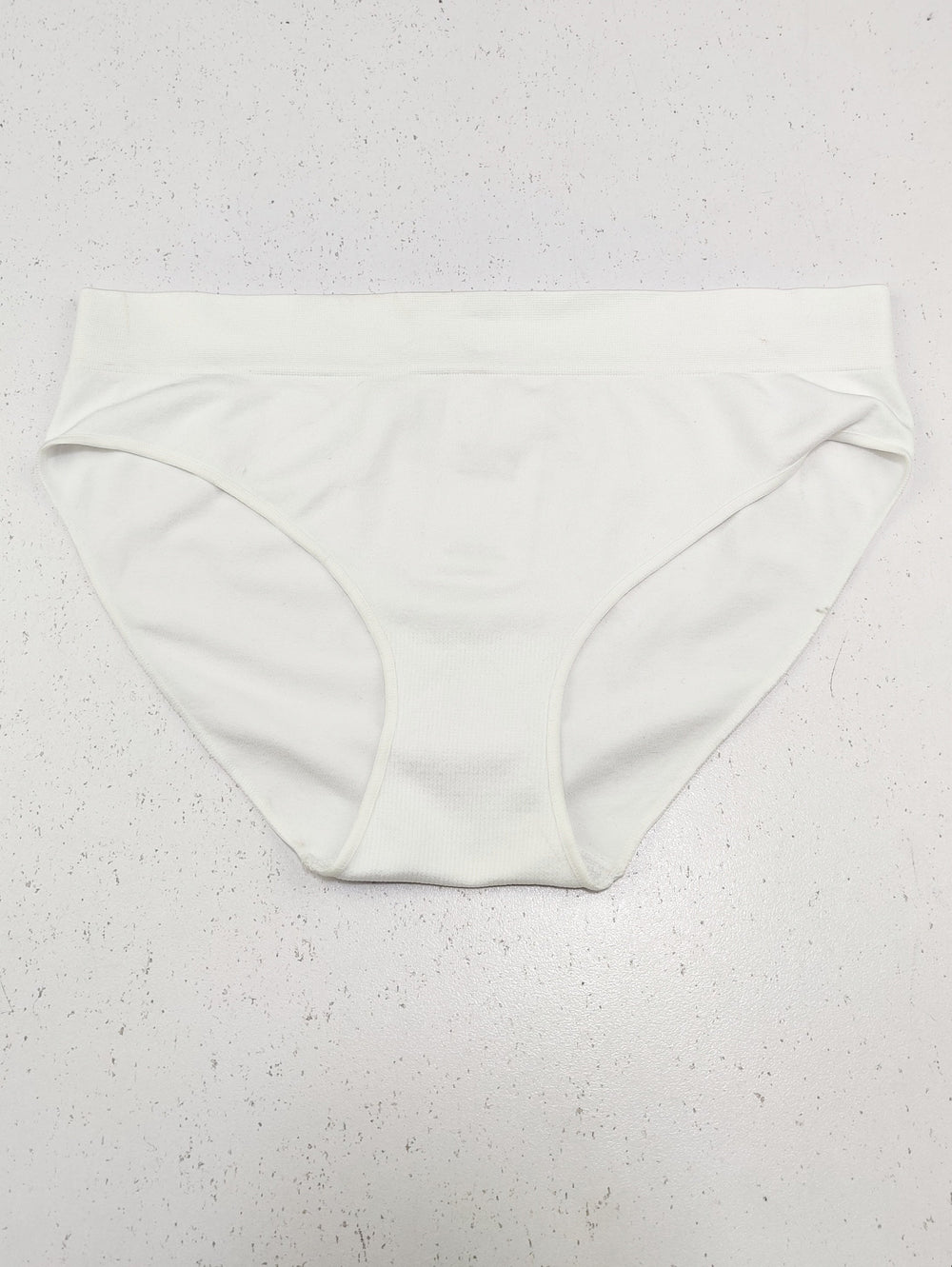 Buy online pre-used pre-loved 100% authentic & Original branded Primark (PU-2214) available in Pakistan. Top international brands avilable.