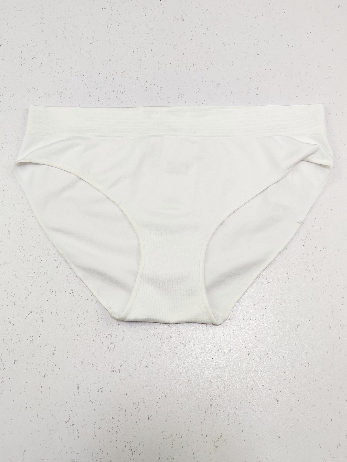 Buy online pre-used pre-loved 100% authentic & Original branded Primark (PU-2214) available in Pakistan. Top international brands avilable.